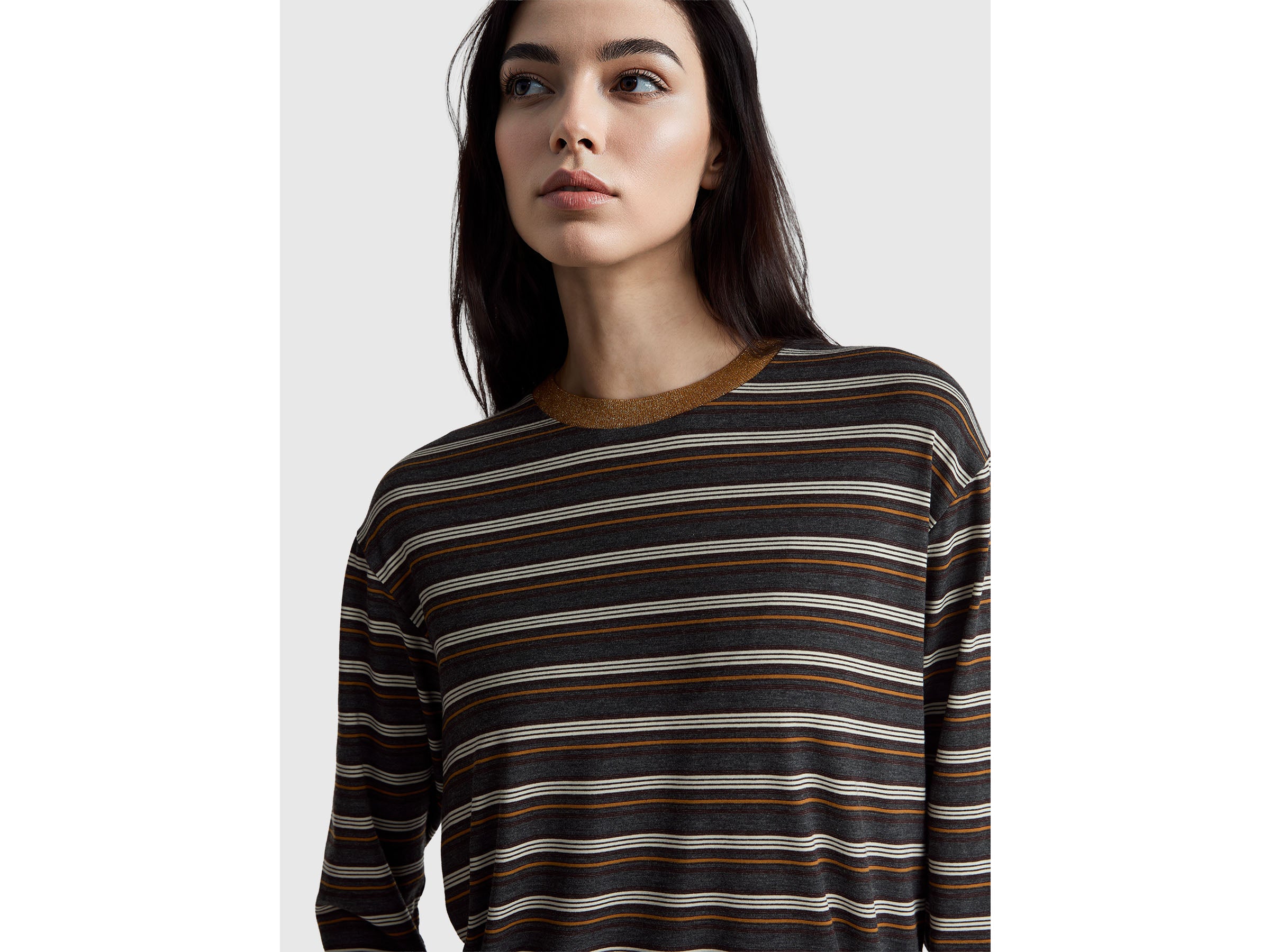 T-shirt de gola alta às riscas - ucb_image_FY