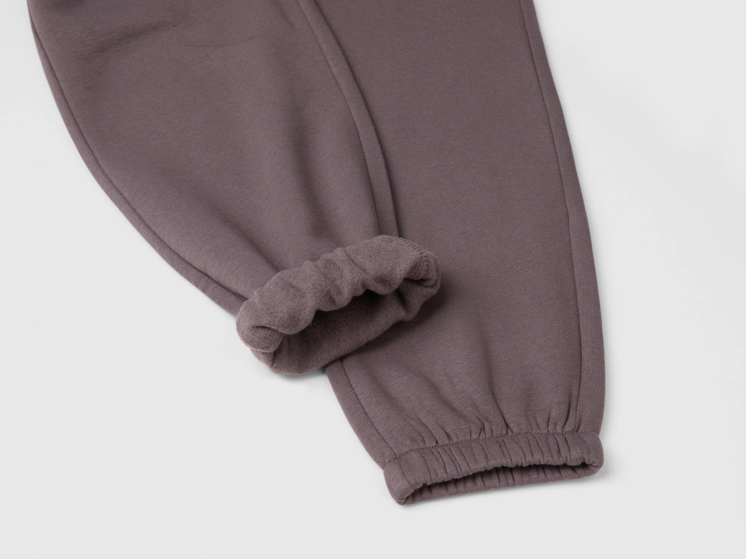 Joggers em felpo com cordão de ajuste - ucb_image_DS1