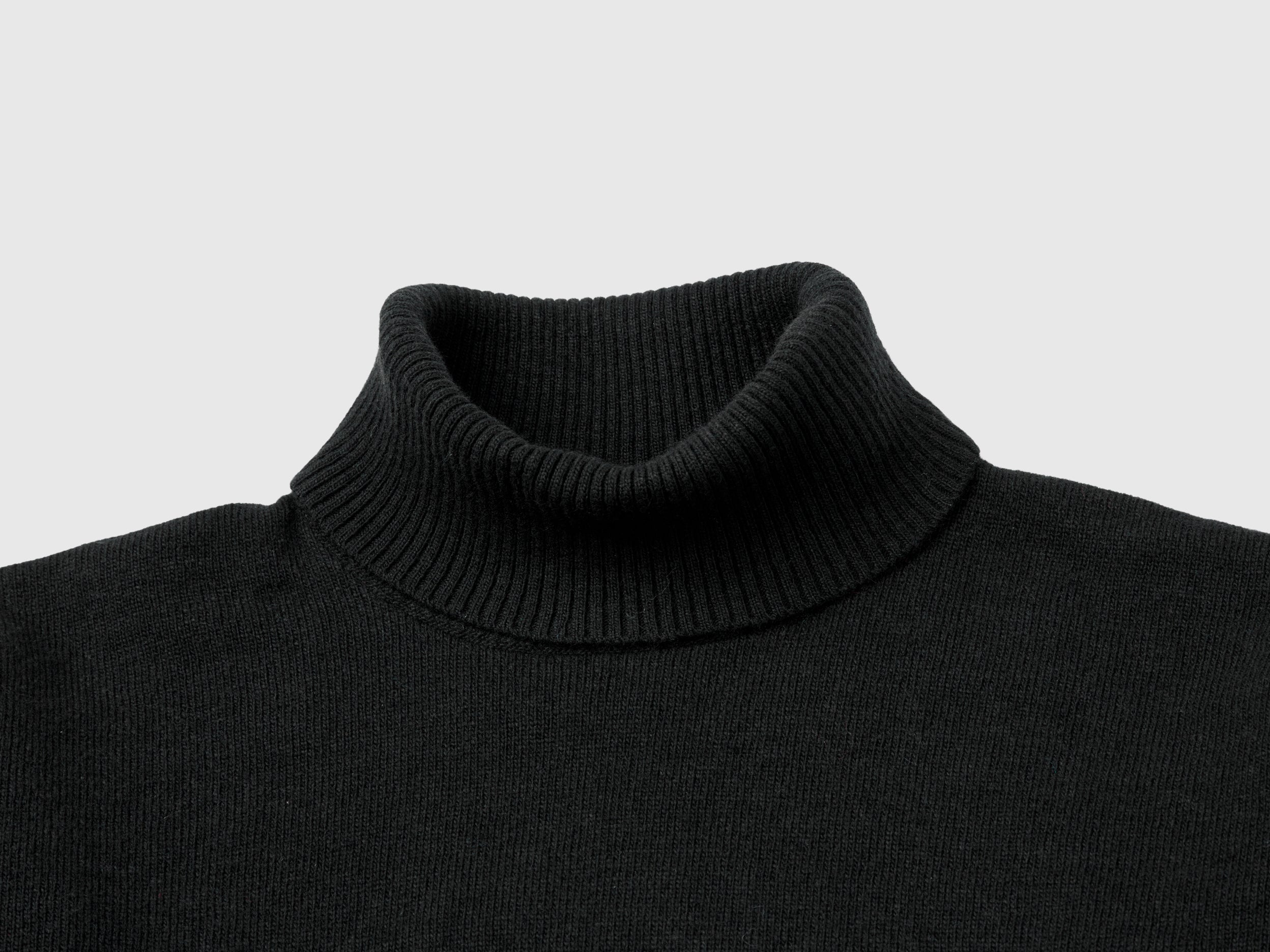 Camisola de gola alta em mistura de lã e caxemira - ucb_image_DS1