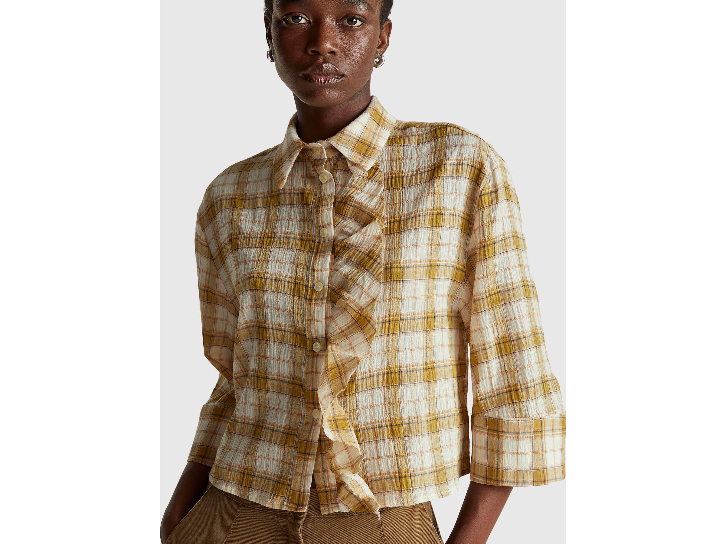 Camisa aos quadrados com folhos - ucb_image_FY