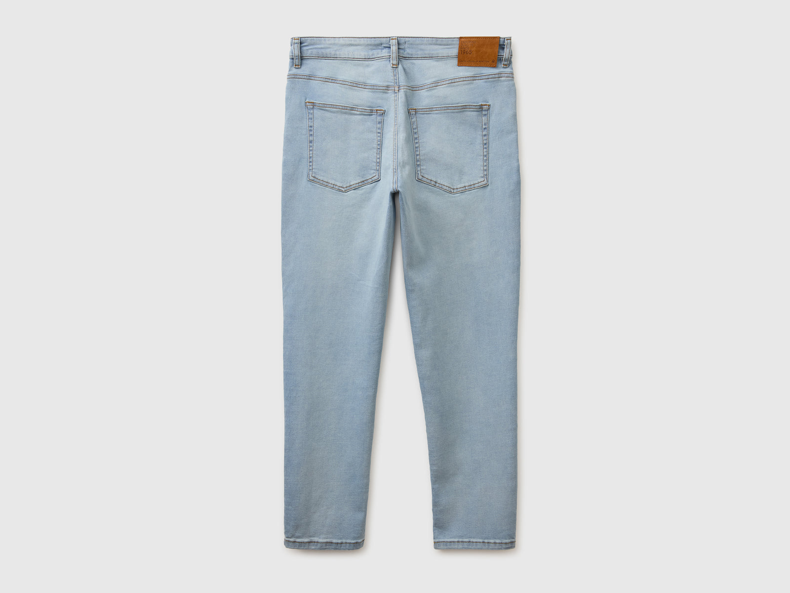 Jeans slim fit de cintura subida - ucb_image_BS