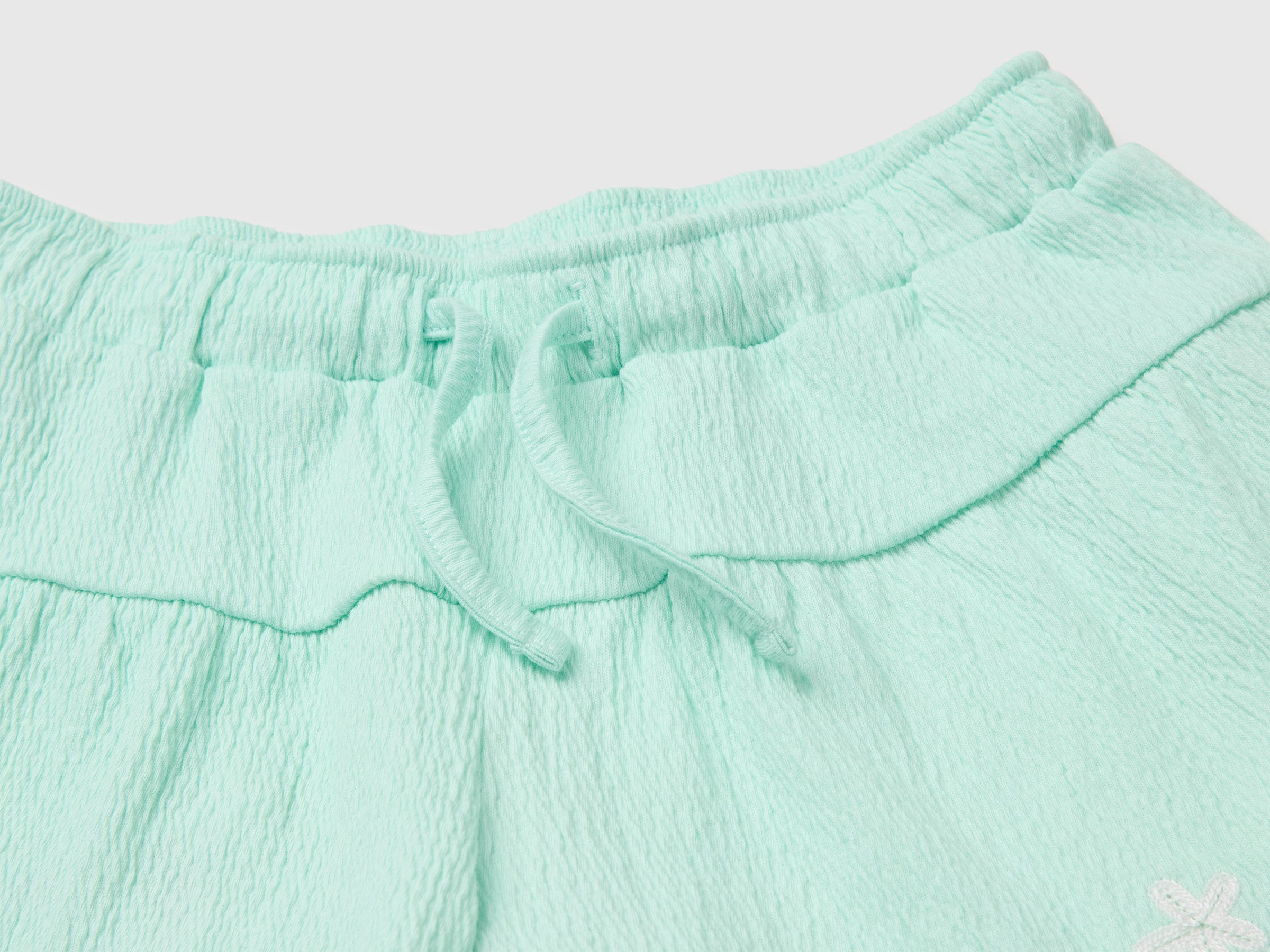 Flared shorts with embroidery - ucb_image_DS1