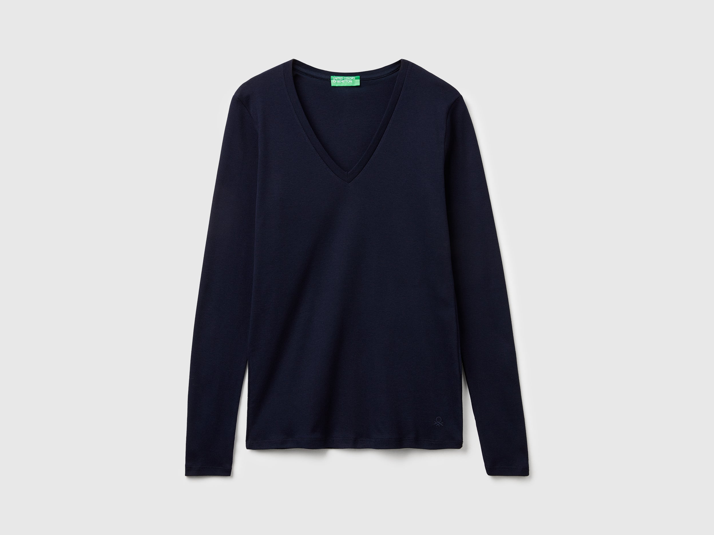 T-shirt azul-escuro com decote em V - ucb_image_FS