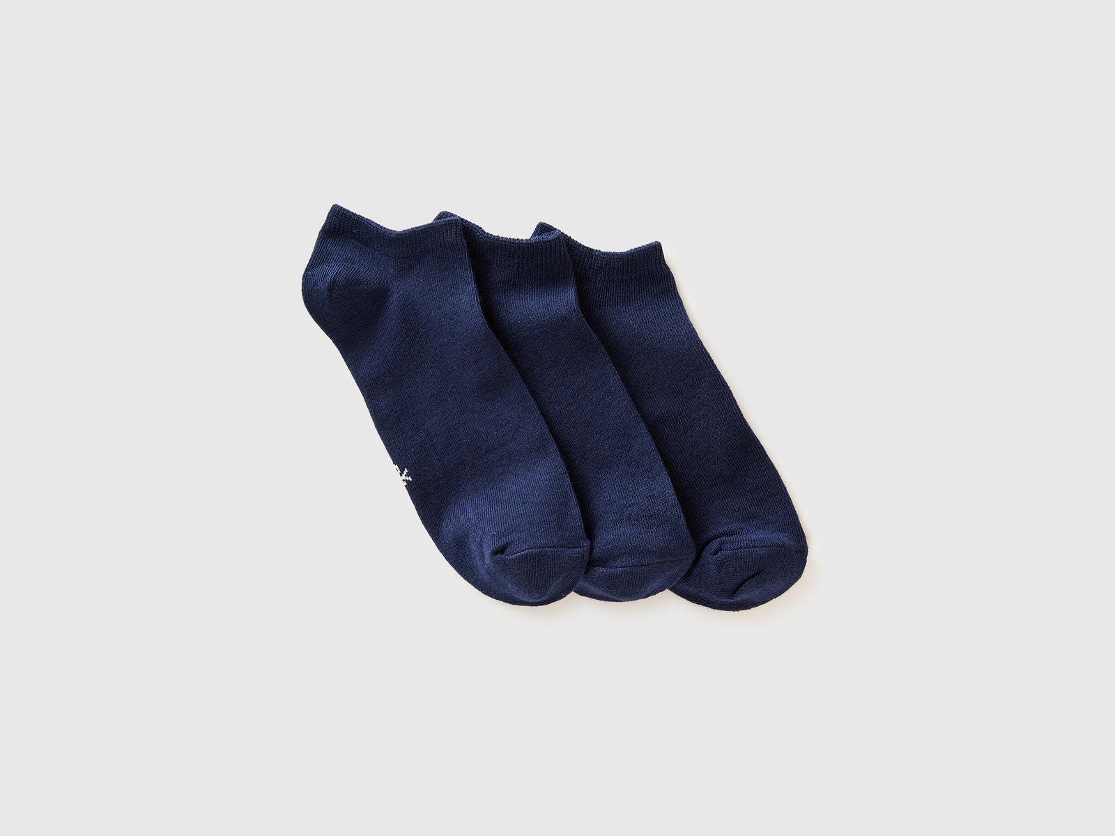 Three pairs of plain short socks - ucb_image_FS