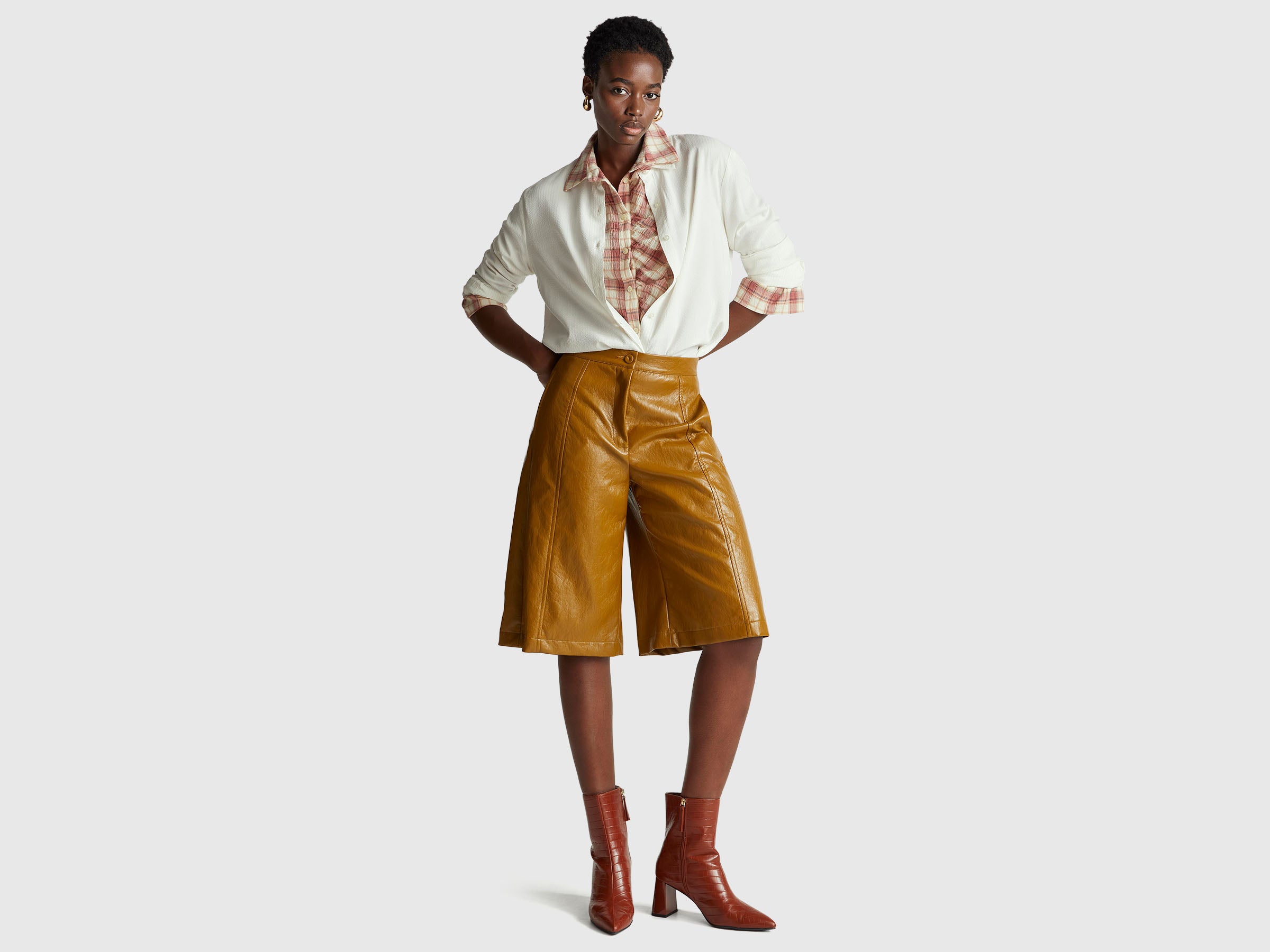 Camisa aos quadrados com folhos - ucb_image_FY