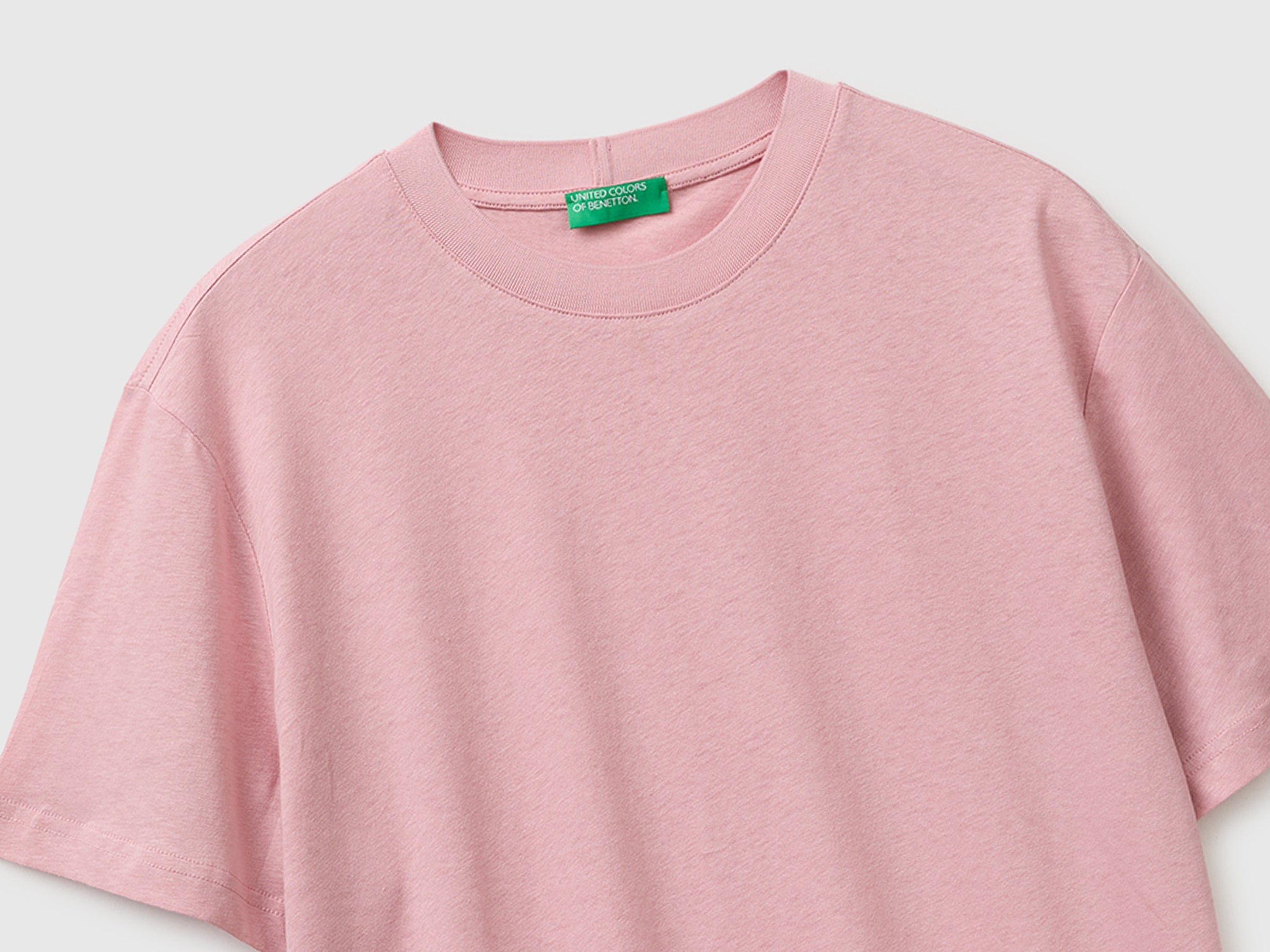 T-shirt de gola redonda em mistura de linho - ucb_image_FY
