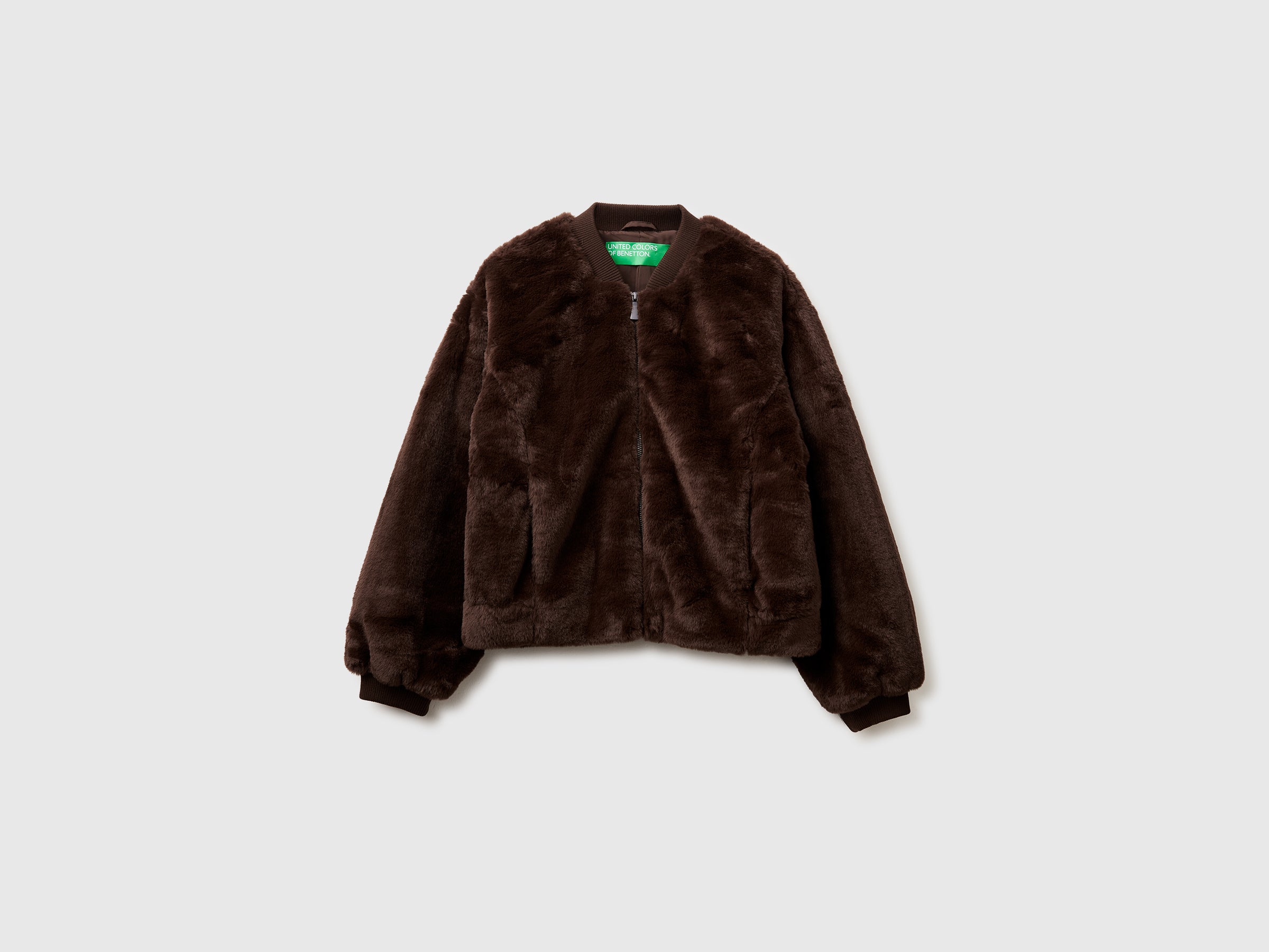 Bomber em pelo sintético - ucb_image_FS