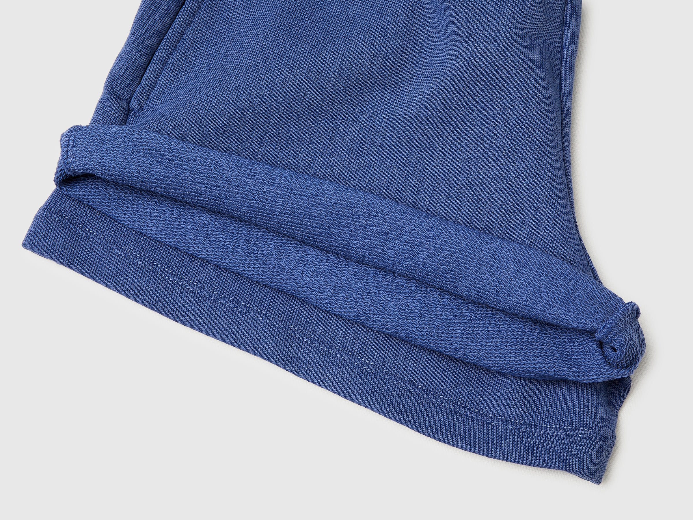 Shorts em felpo com cordão de ajuste - ucb_image_FY