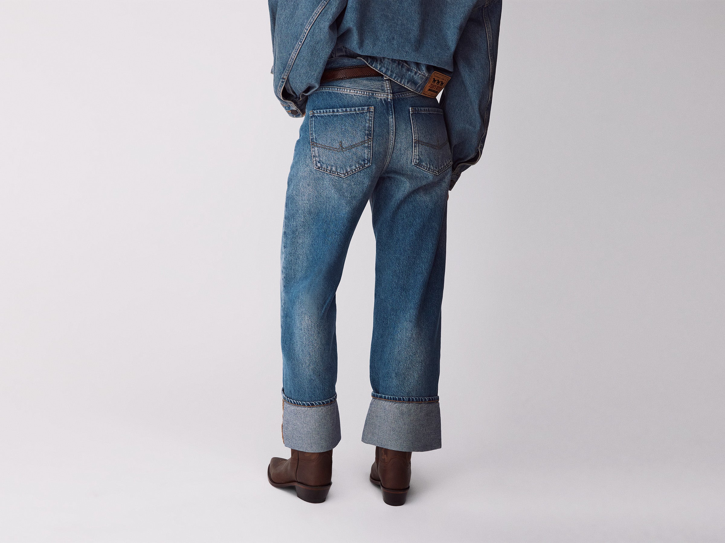 Jeans cropped com dobra lavage vintage - ucb_image_B