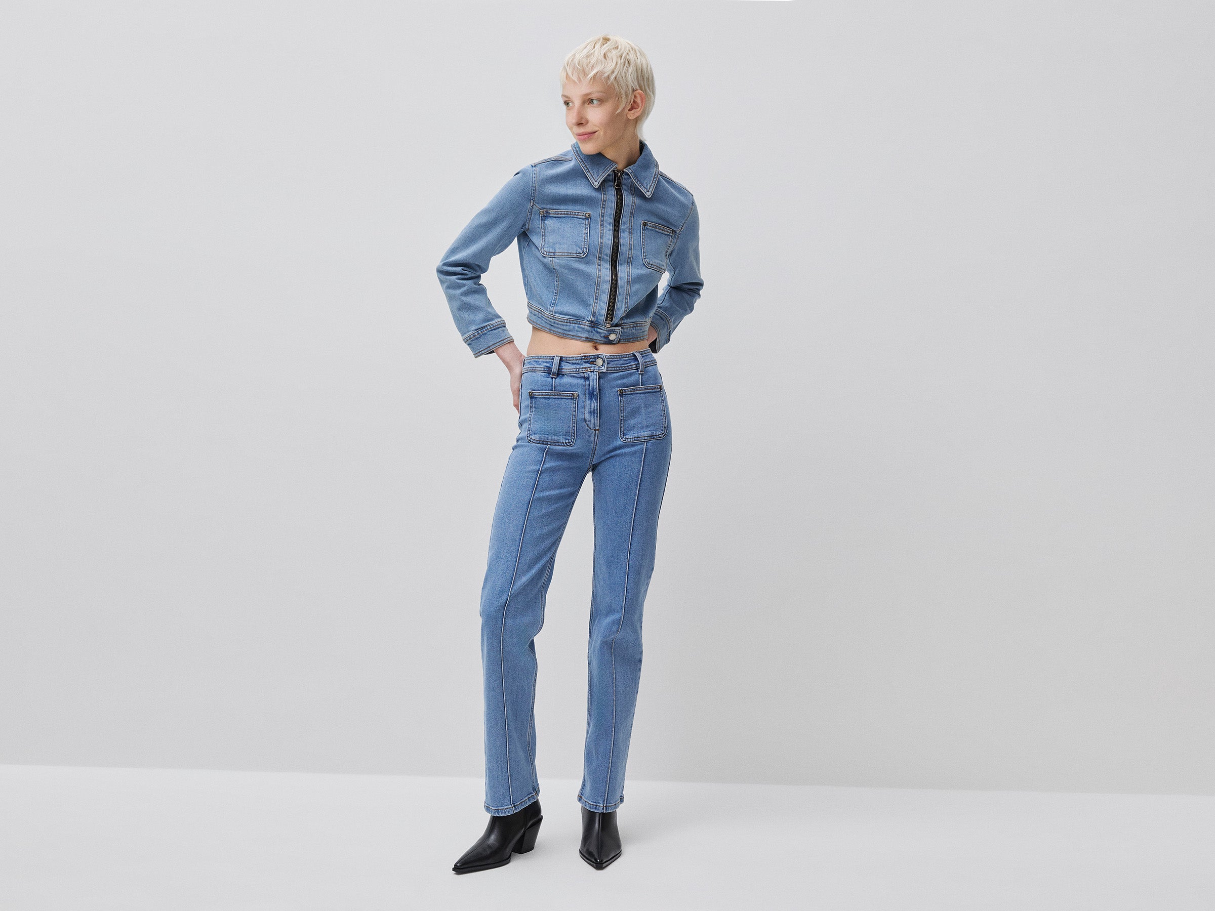 Jeans flare com nervura - ucb_image_FY