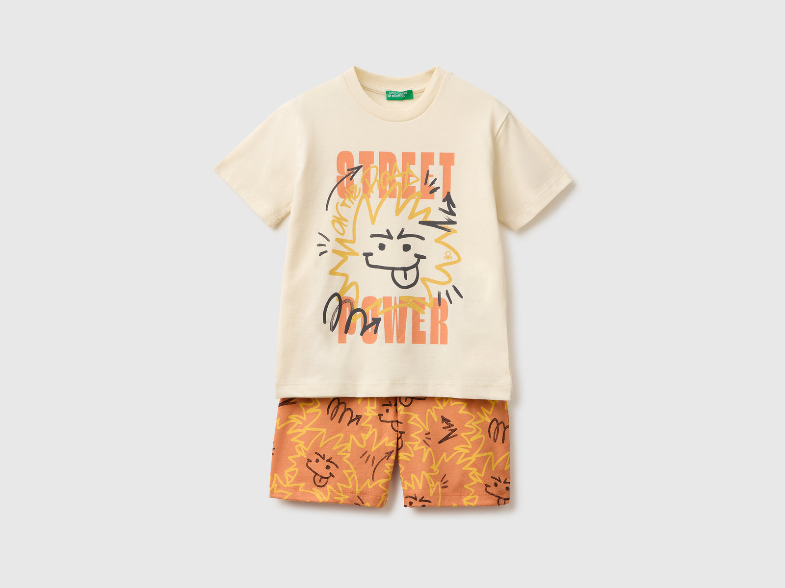 Conjunto t-shirt e shorts estampados - ucb_image_FS