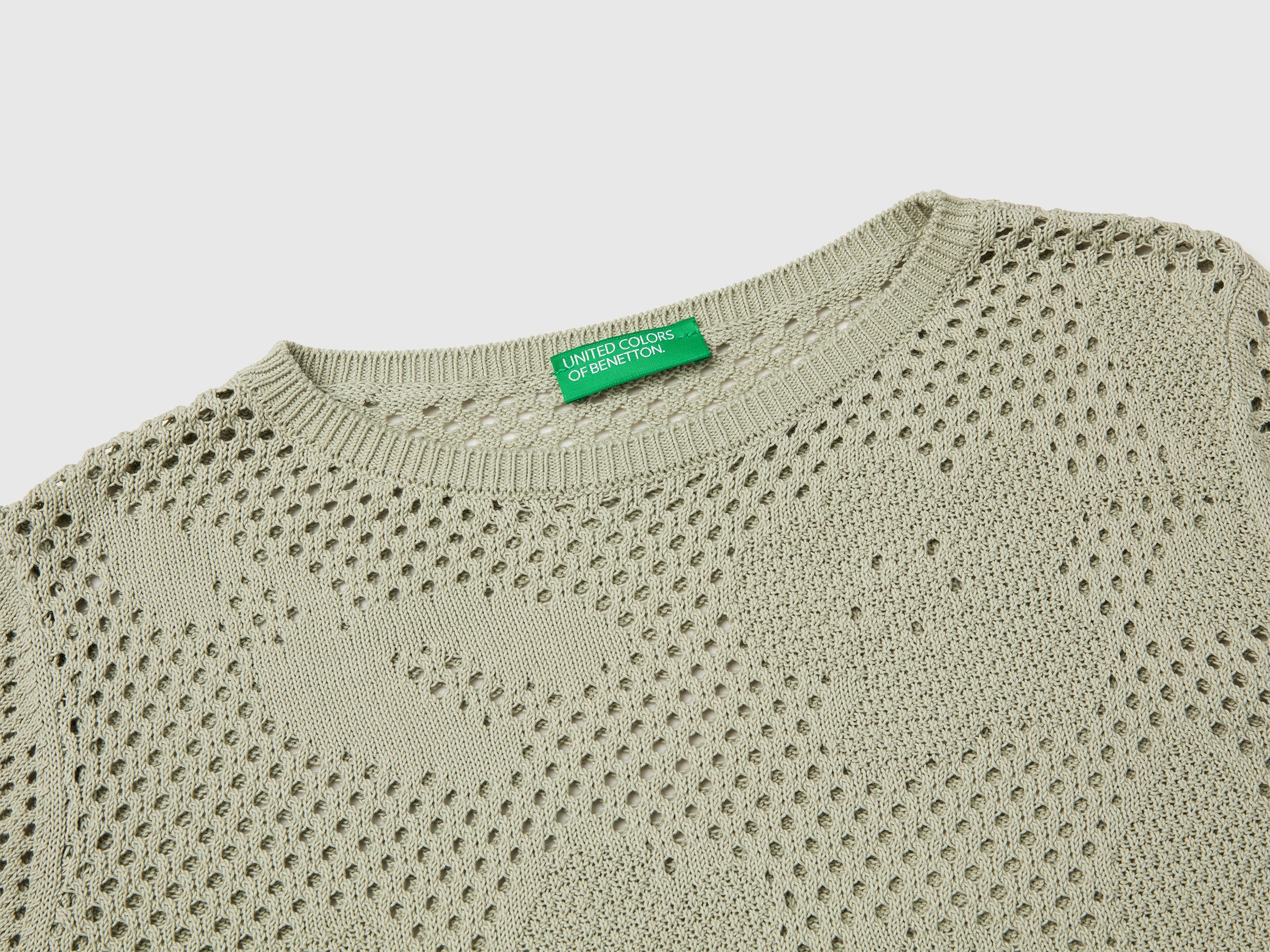 Openwork sweater with flowers - ucb_image_DS1