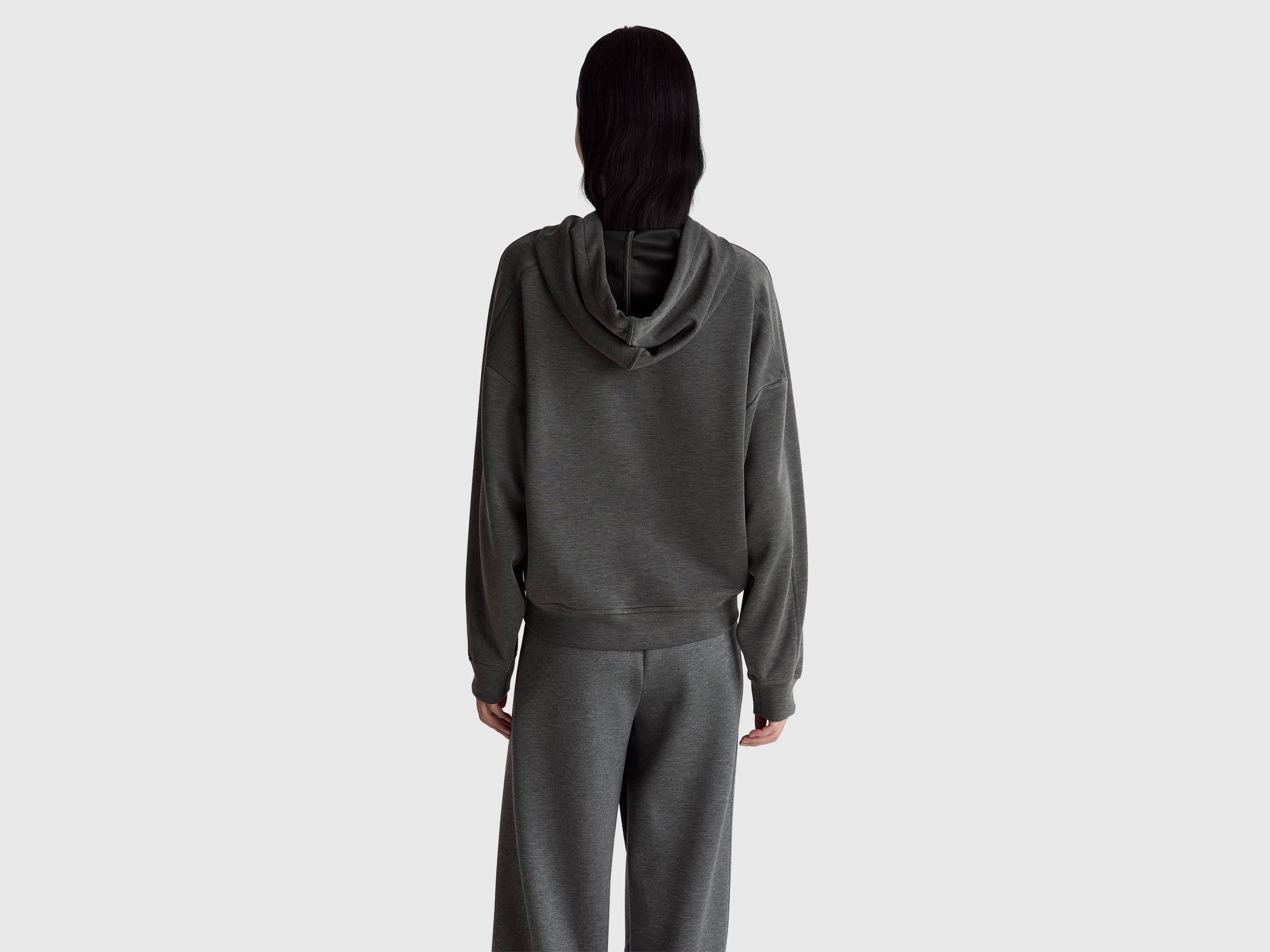 Sweat com capuz em mistura de viscose - ucb_image_B