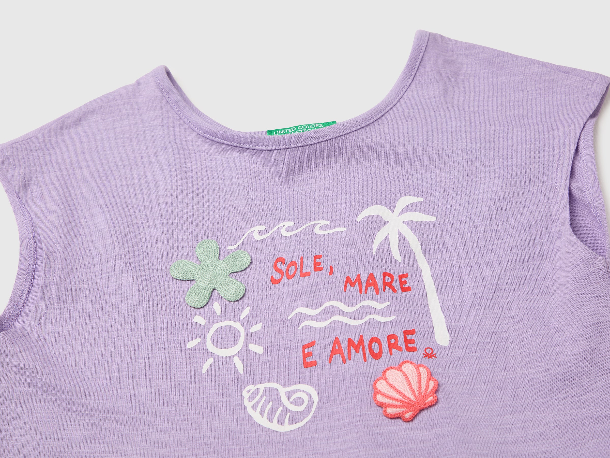 T-shirt with print and applications - ucb_image_DS1