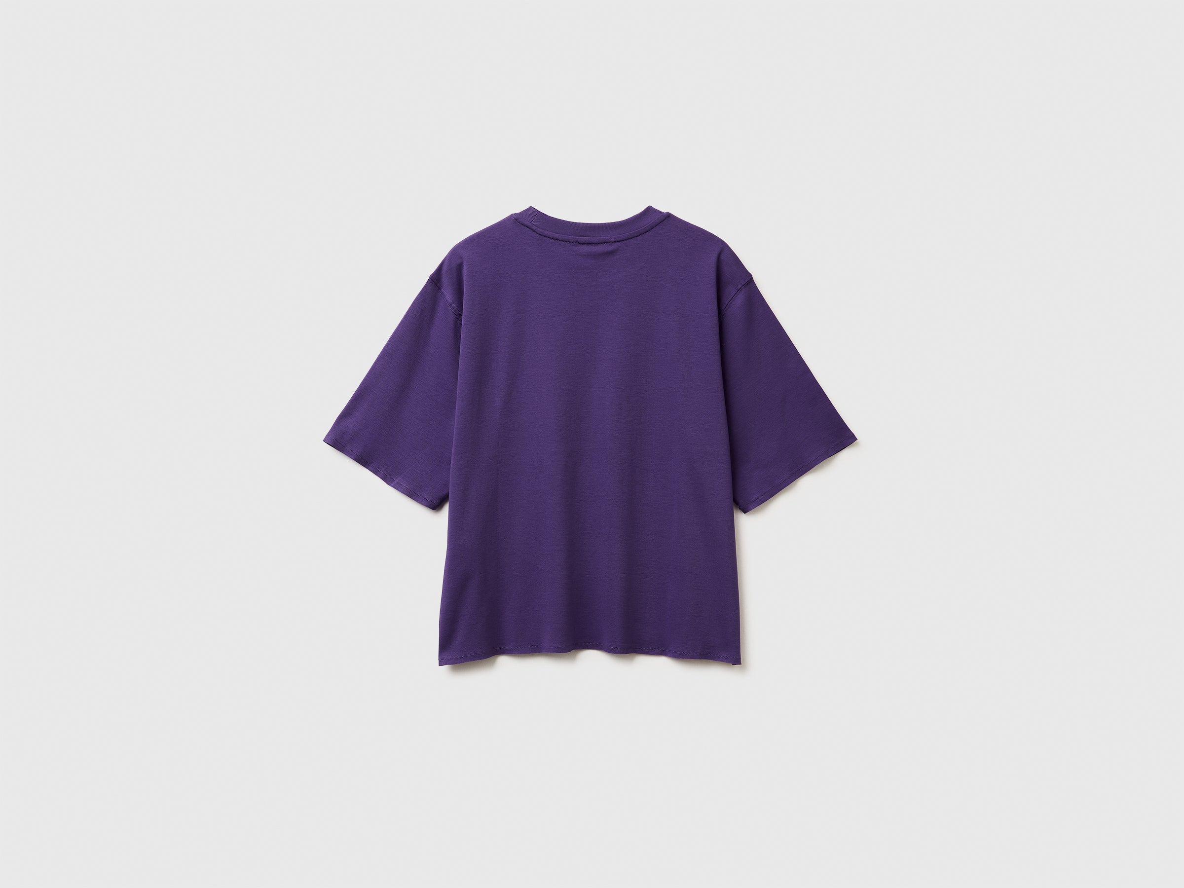 T-shirt com slogan - ucb_image_BS
