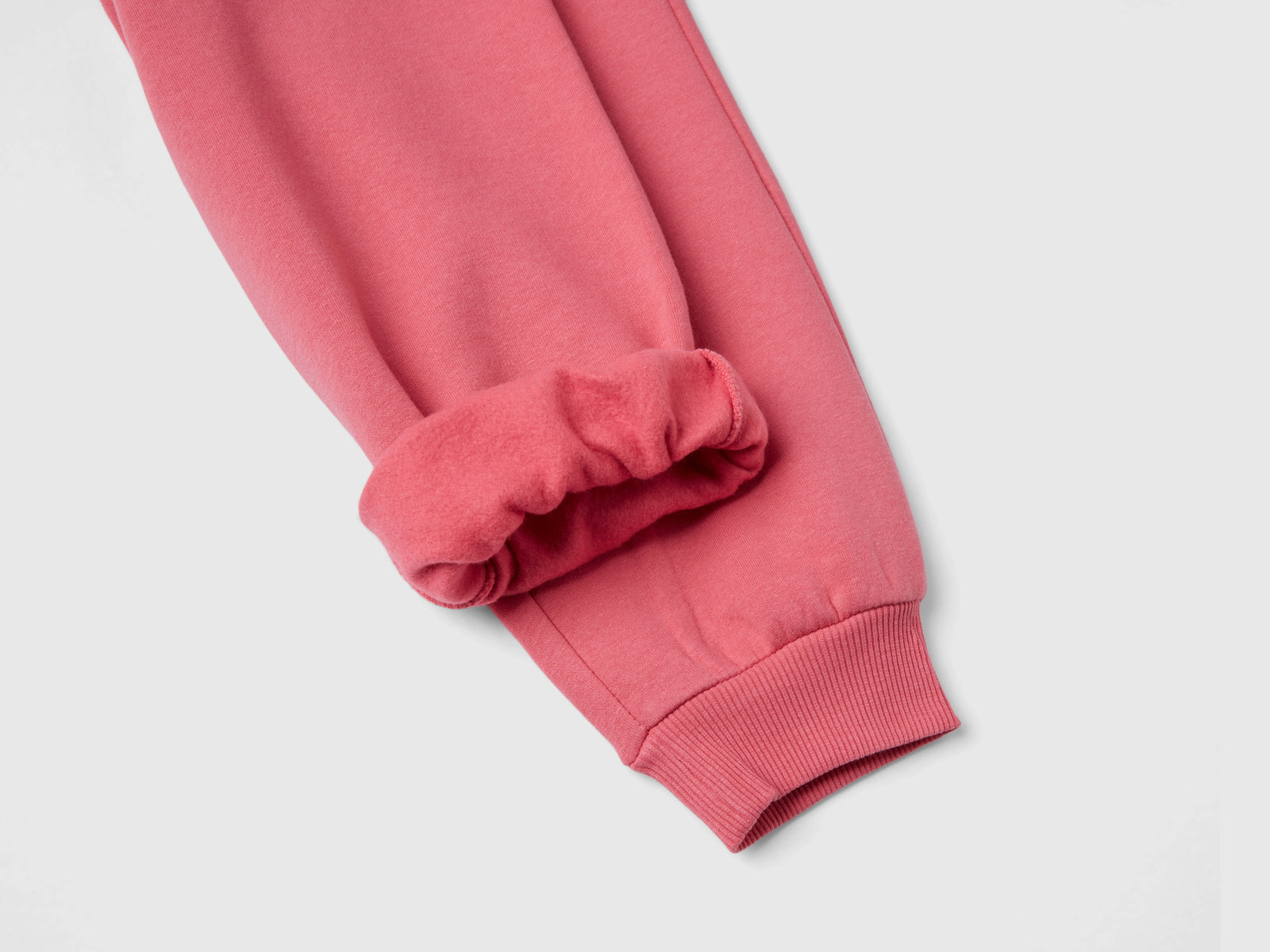 Joggers em tecido reciclado - ucb_image_DS1