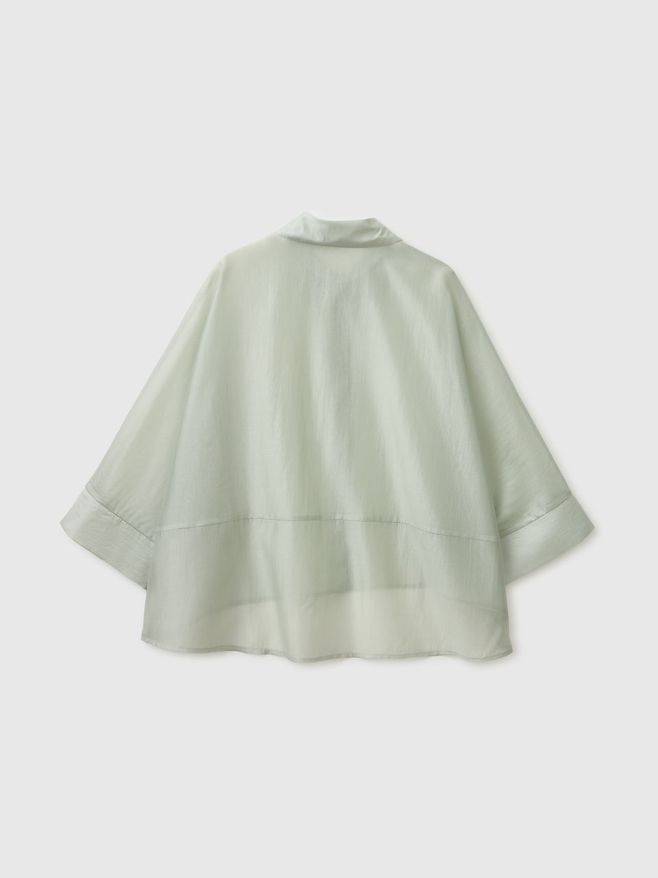 Flowing shirt - ucb_image_BS