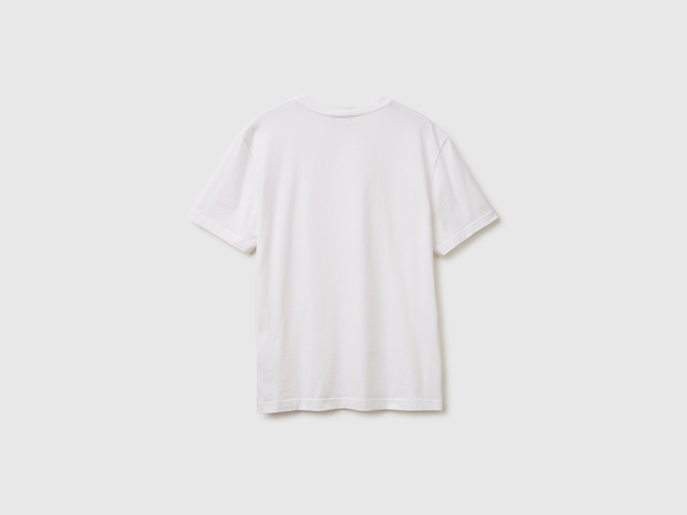 White t-shirt - ucb_image_BS