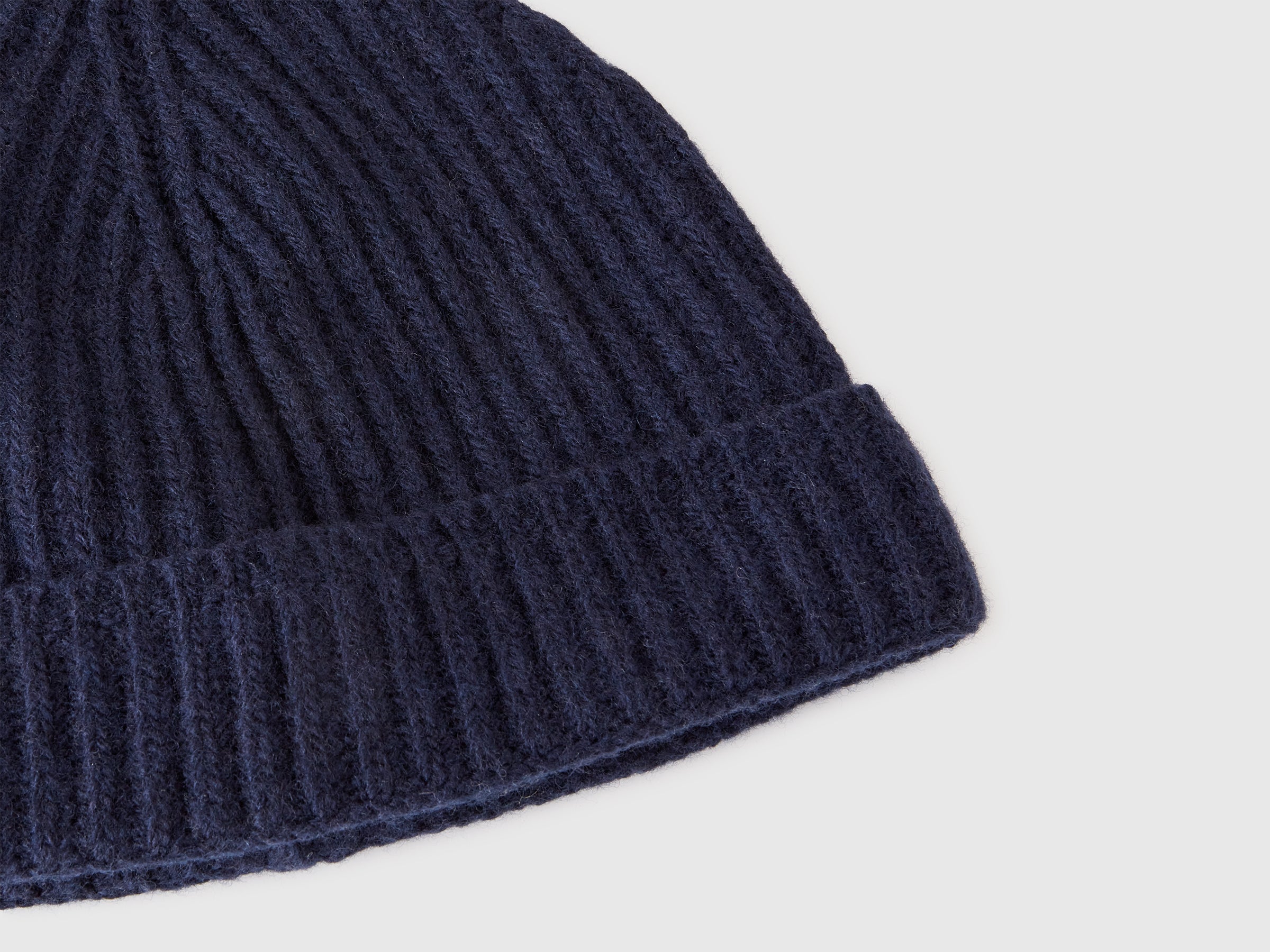 Gorro em pura lã virgem - ucb_image_DS1
