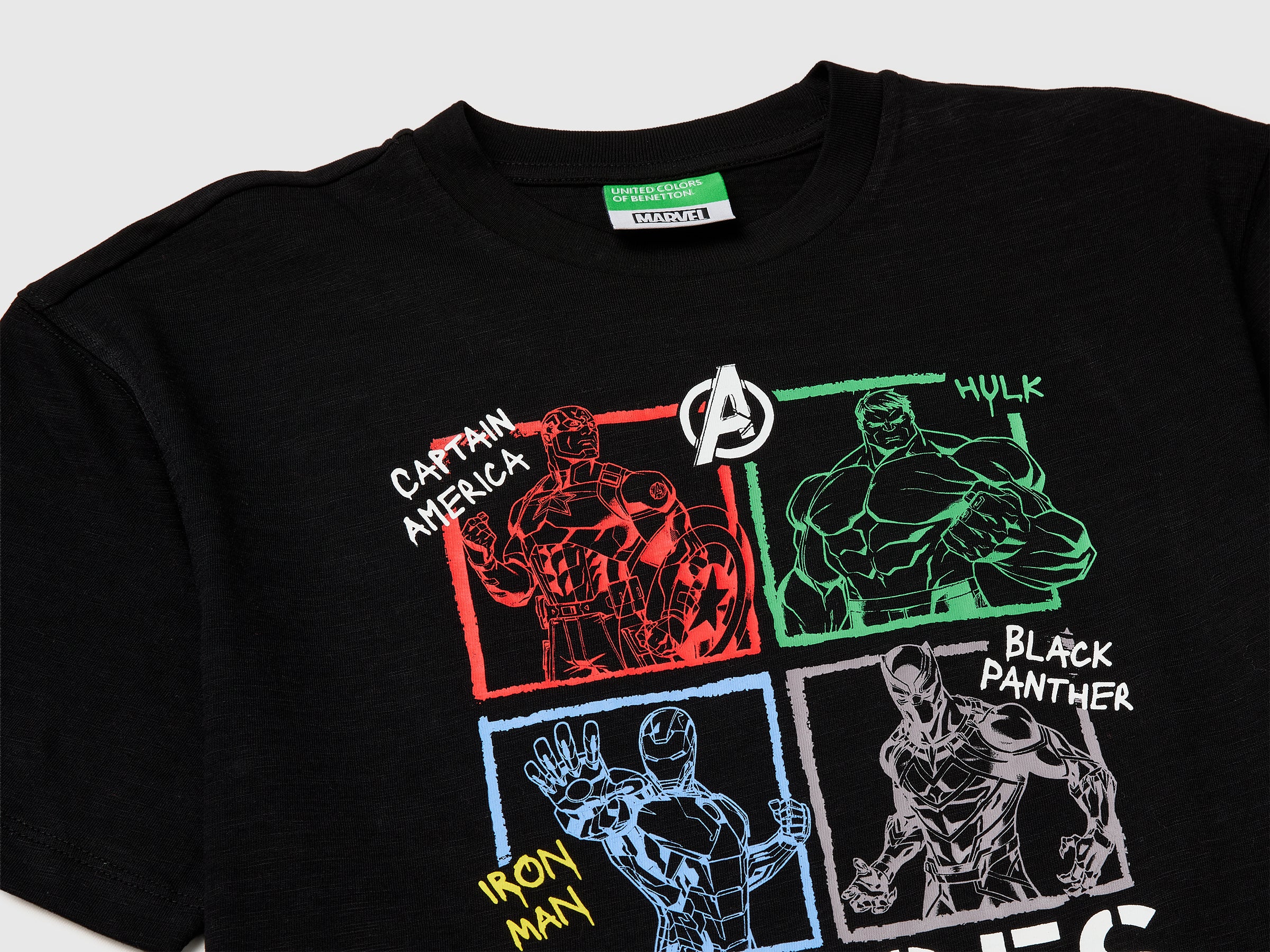 The Avengers T-shirt ©Marvel - ucb_image_DS1
