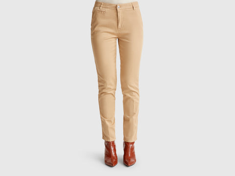 Chinos slim fit em algodão camel - ucb_image_F
