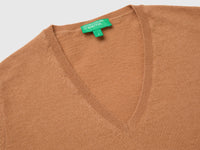 Camisola decote em V cor camel em pura lã Merino - ucb_image_DS1
