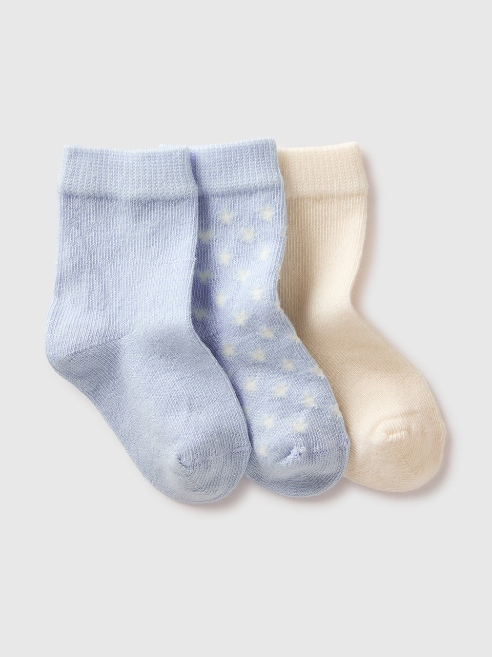 Three pairs of socks - ucb_image_FS