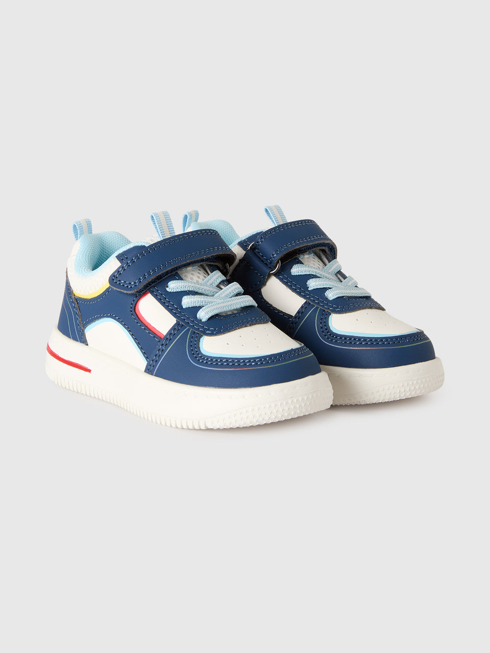 Sports sneakers - ucb_image_FS