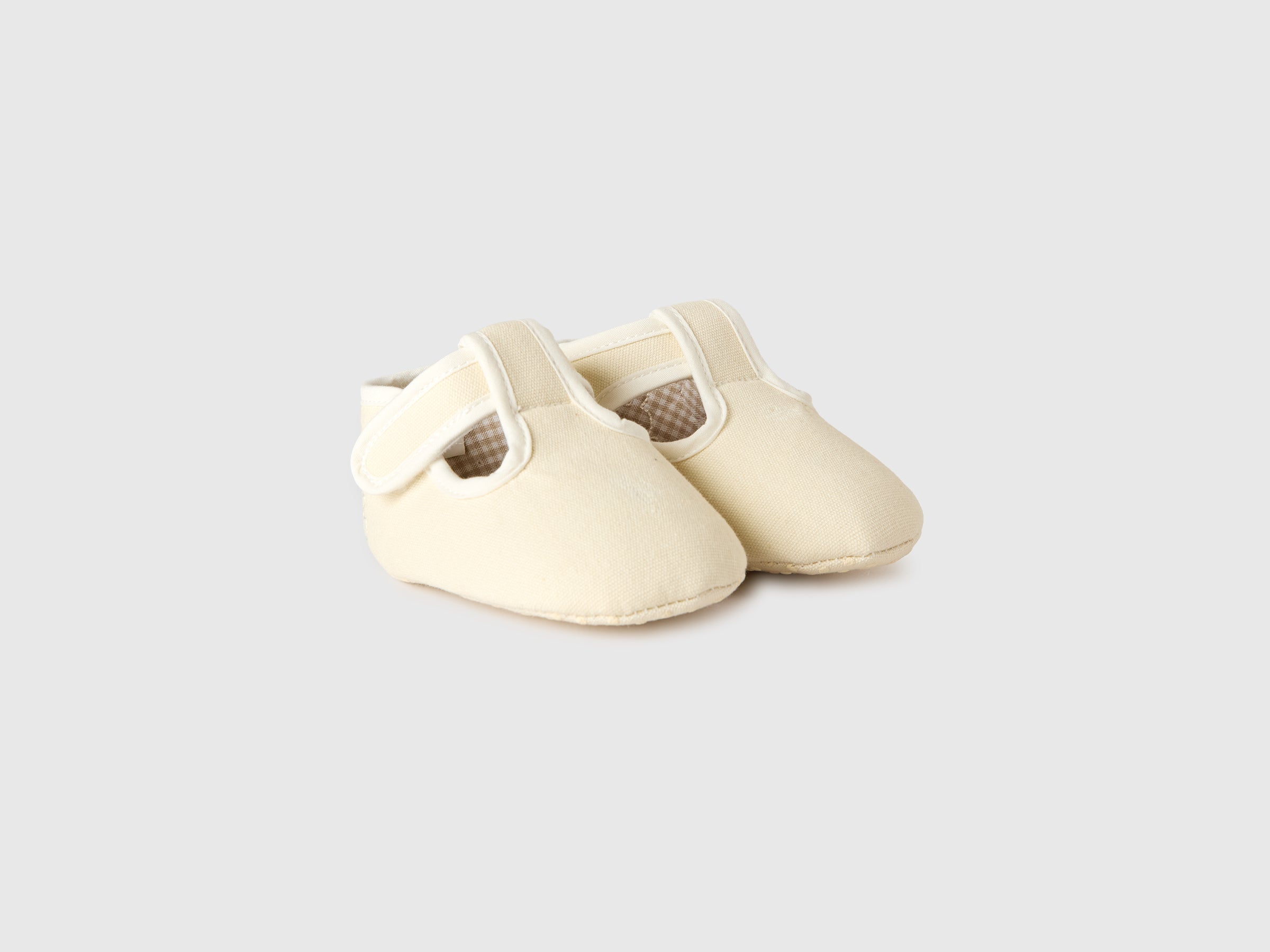 First steps shoes - ucb_image_FS