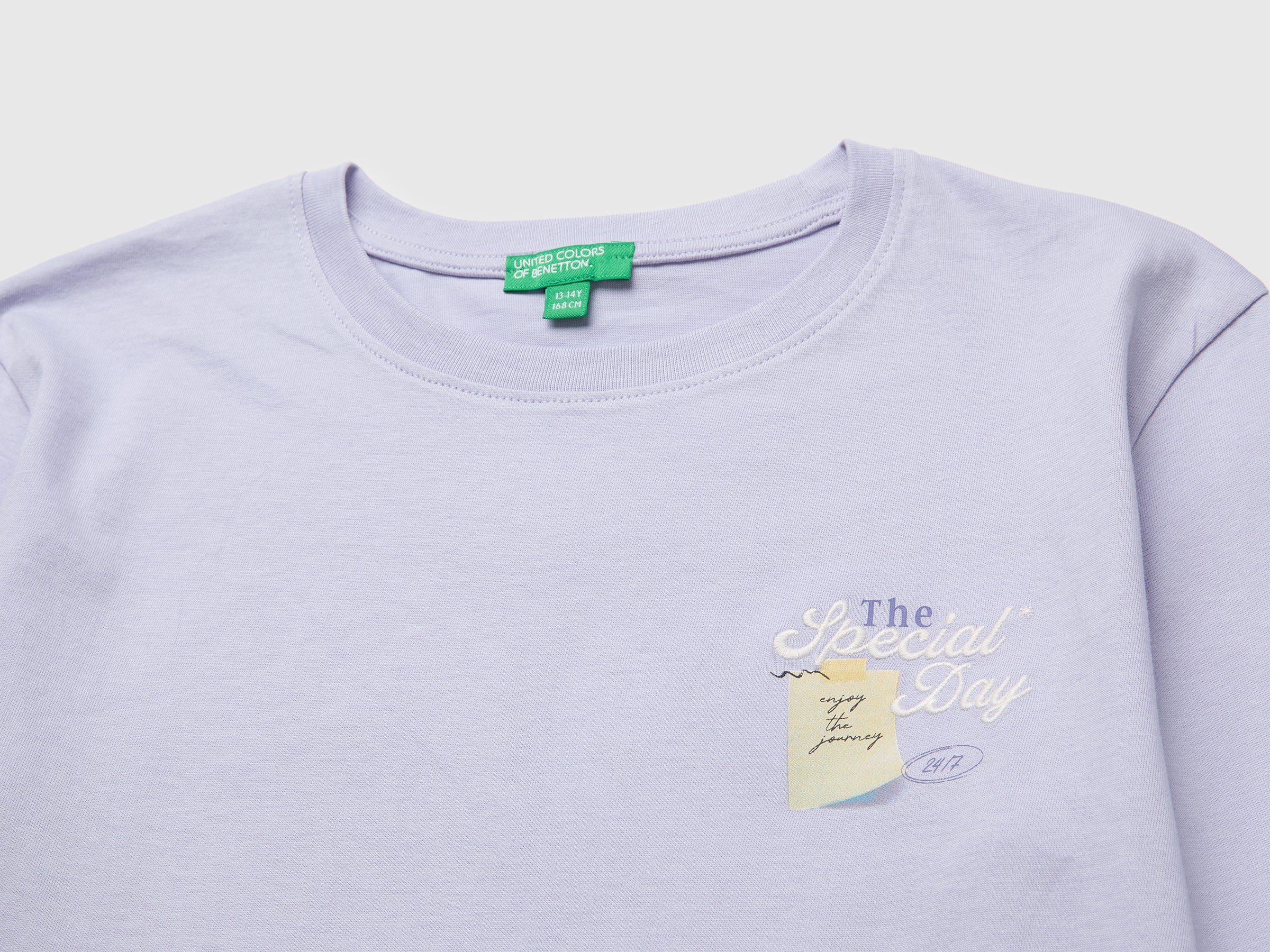 T-shirt em algodão orgânico com bordado - ucb_image_DS1