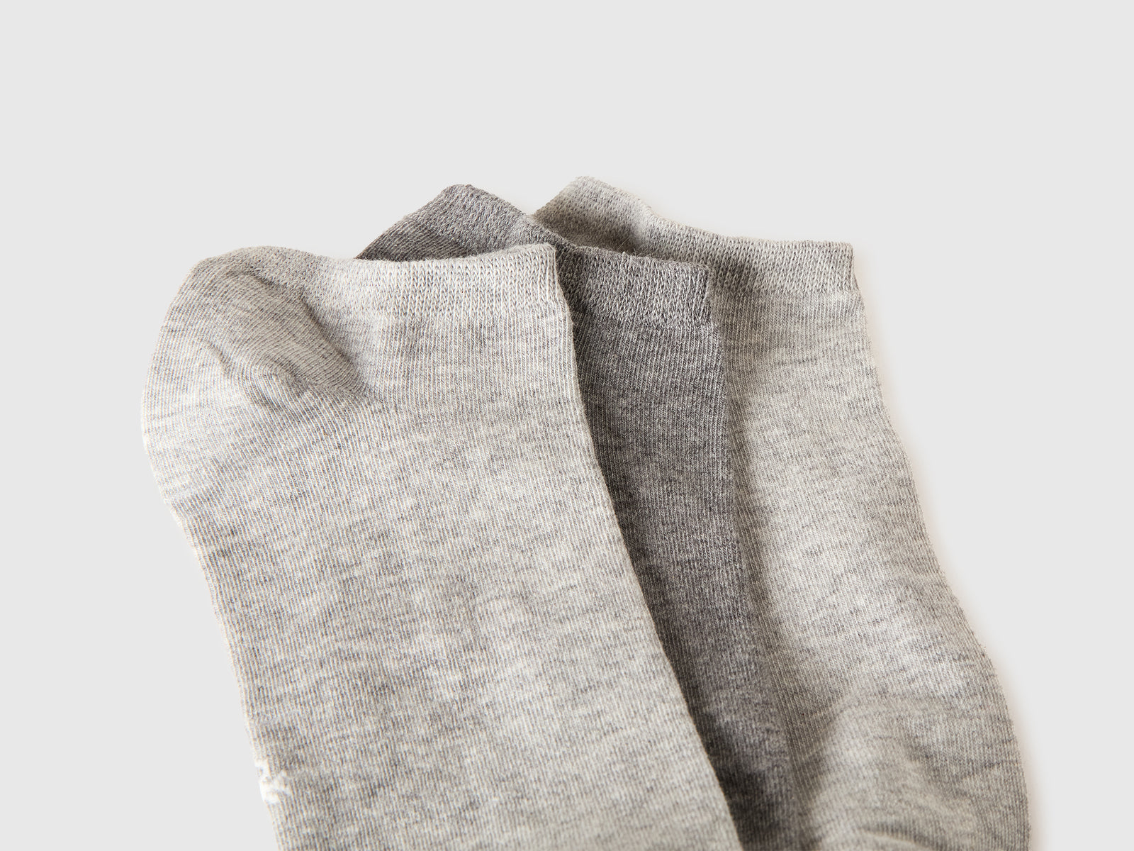 Three pairs of plain short socks - ucb_image_DS1