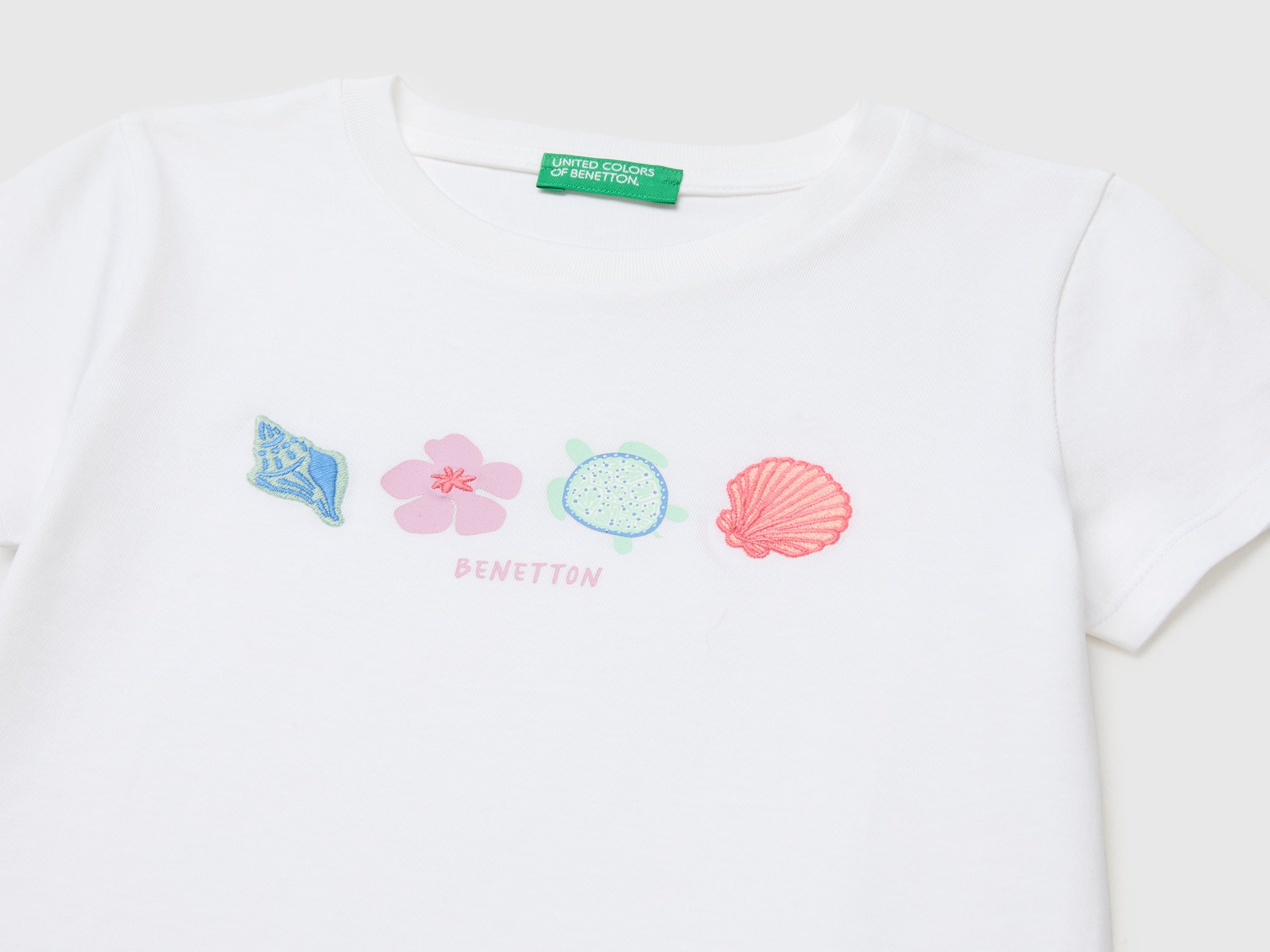 T-shirt with print and embroidery - ucb_image_DS1