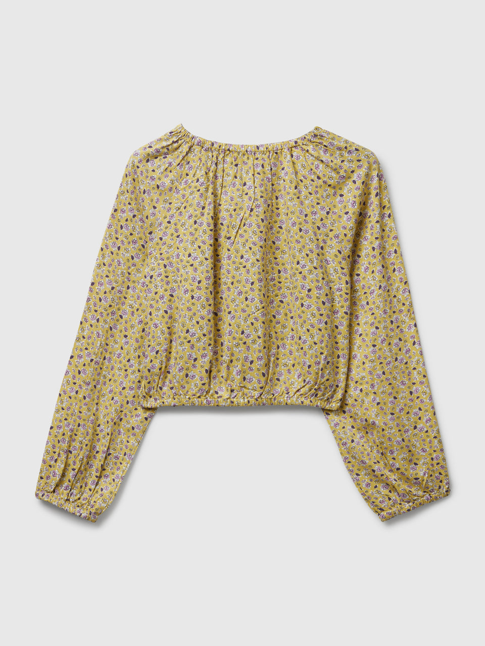 Blusa fluida às flores - ucb_image_BS