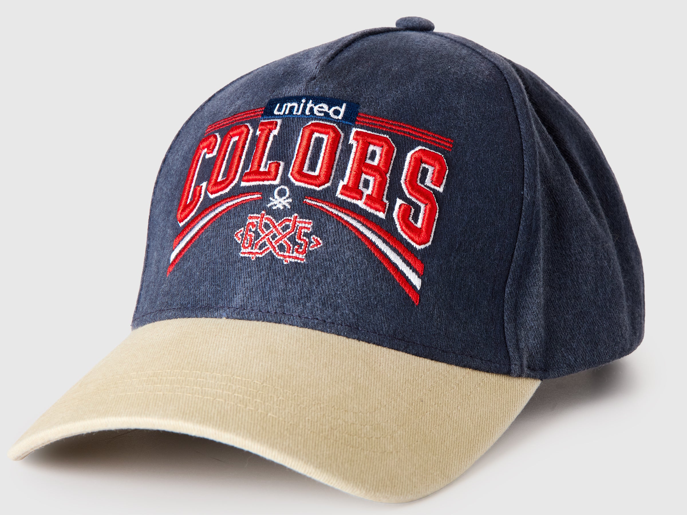 Baseball cap with embroidery - ucb_image_DS1