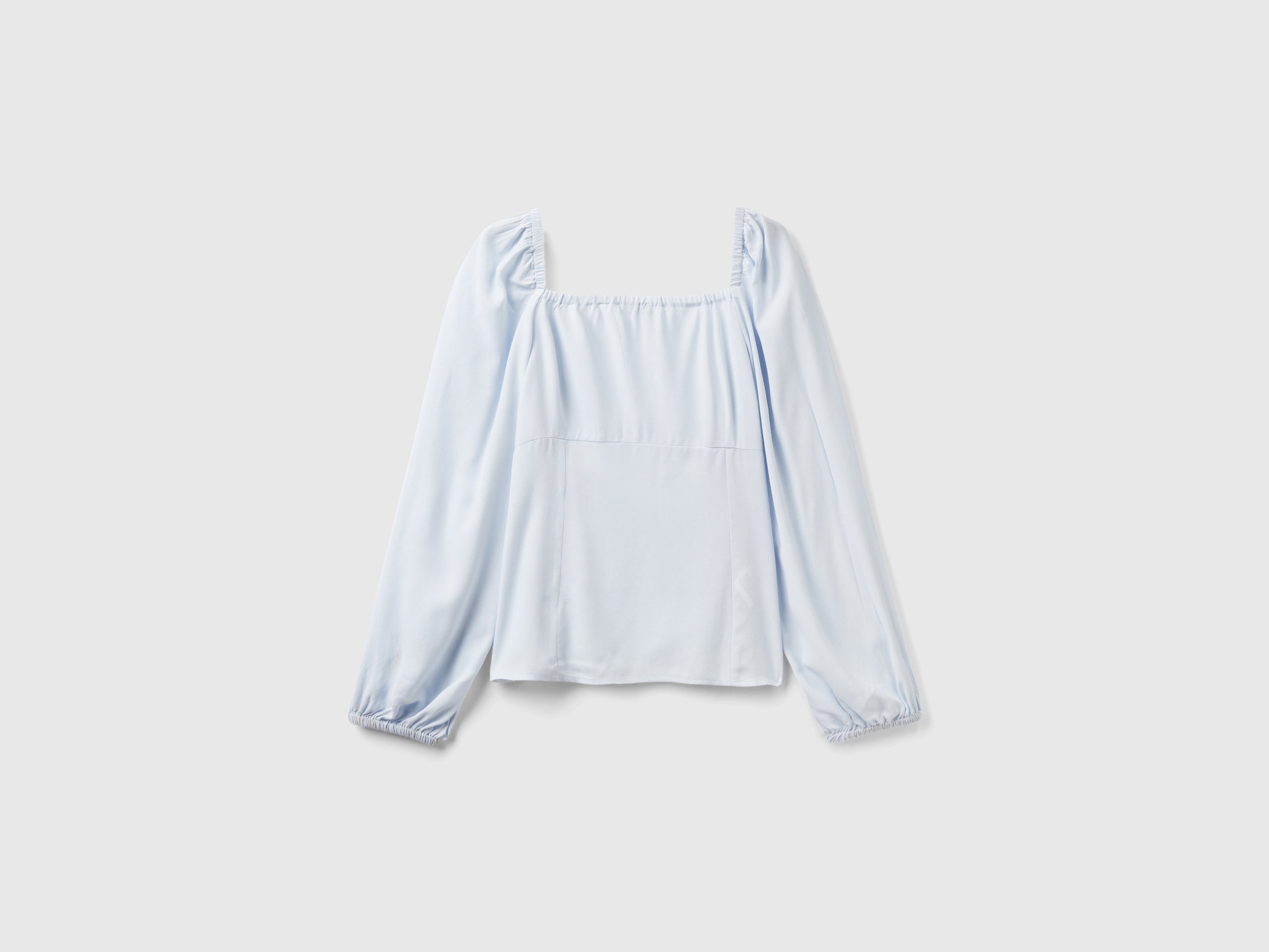 Blusa slim fit com decote quadrado - ucb_image_BS