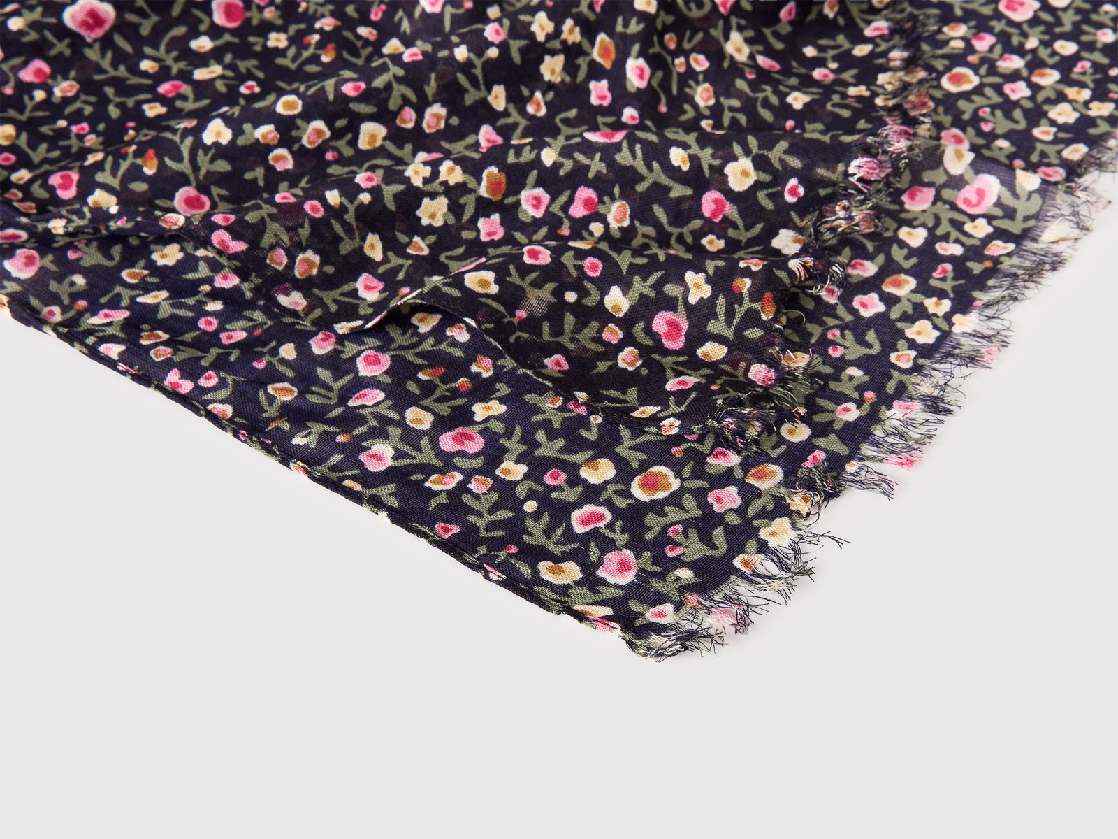Écharpe padrão em viscose - ucb_image_DS1