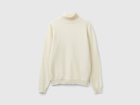 Camisola de gola alta nata em pura lã Merino - ucb_image_FS