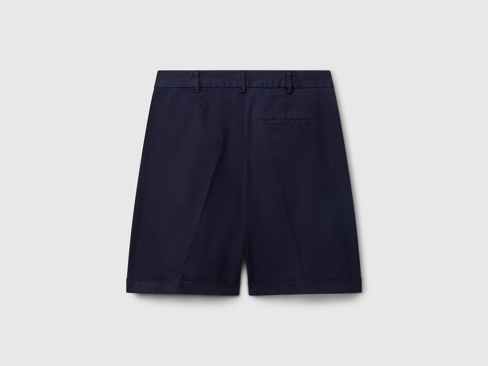 Bermudas com dobra em algodão stretch - ucb_image_BS