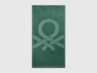 Green beach towel - ucb_image_FS