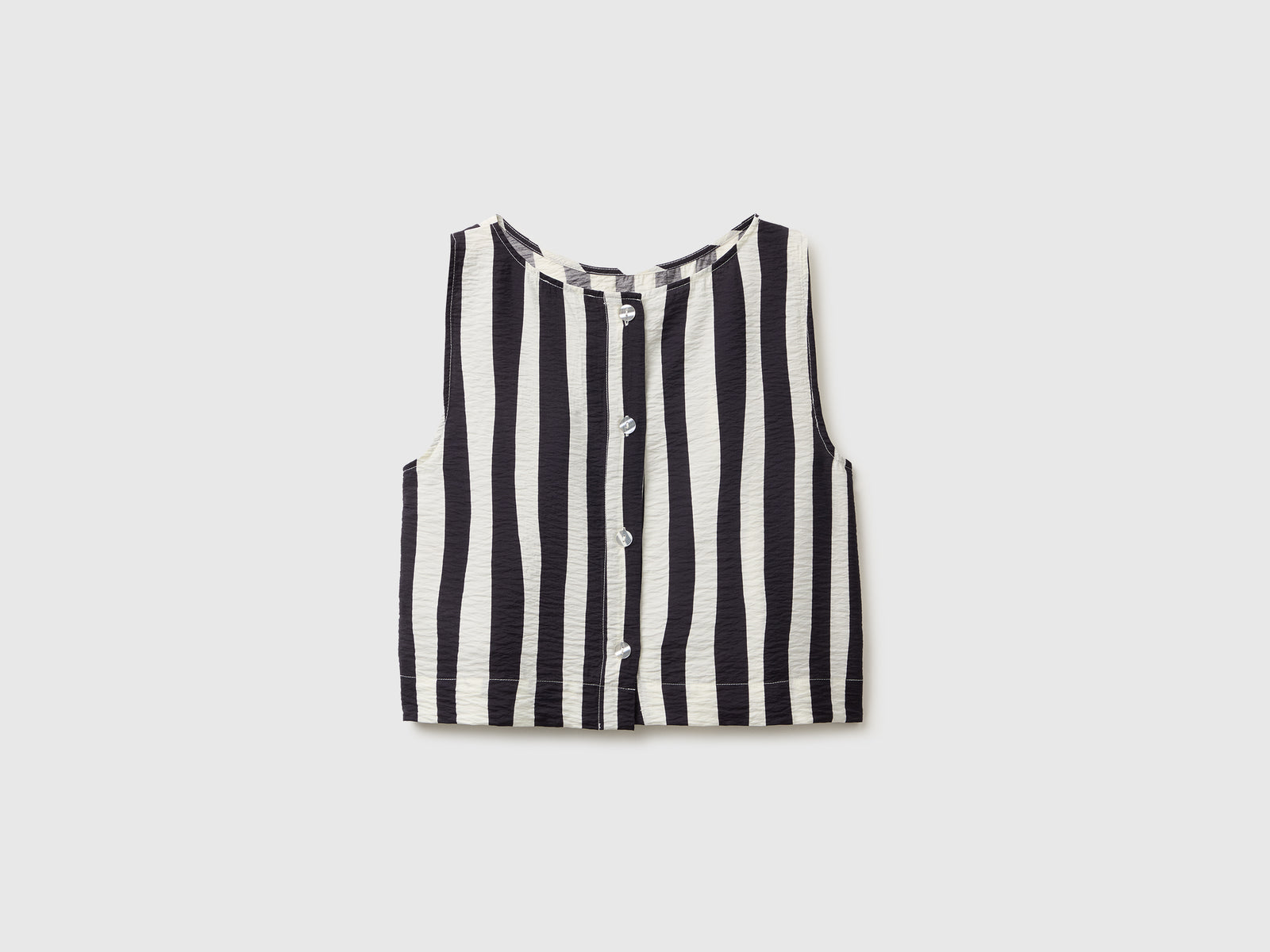 Printed top with buttons - ucb_image_BS