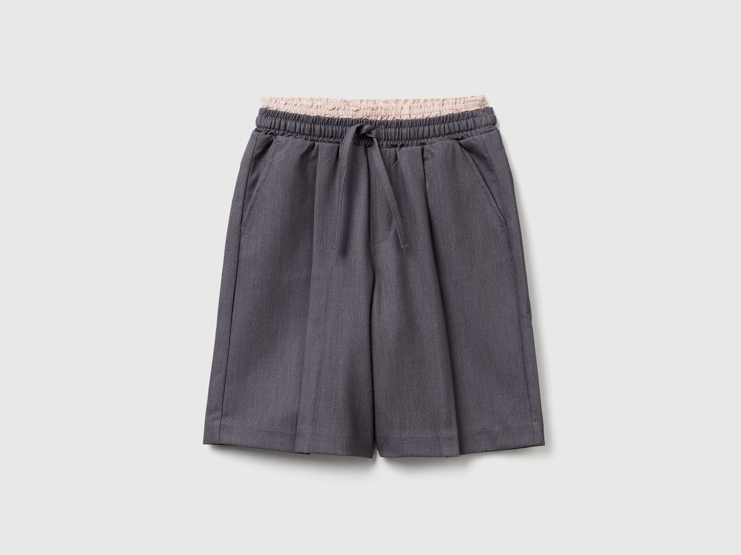 Bermudas amplas em viscose mista - ucb_image_FS