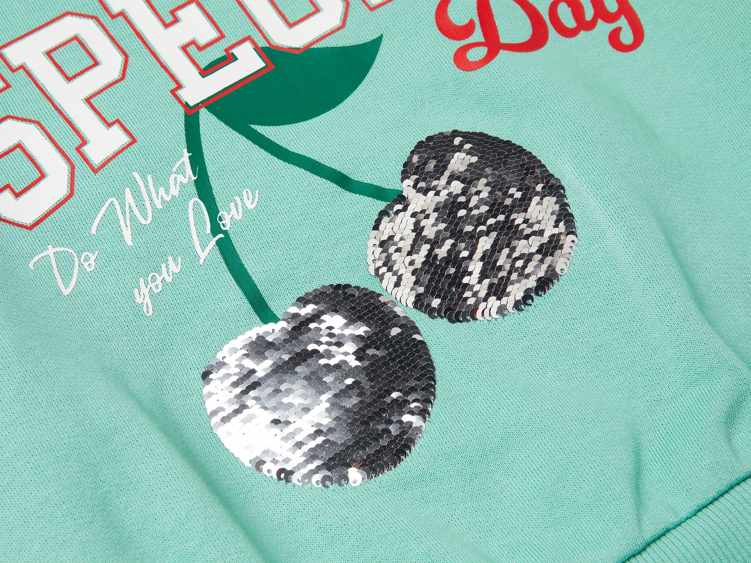 Sweatshirt with print and sequins - ucb_image_FY