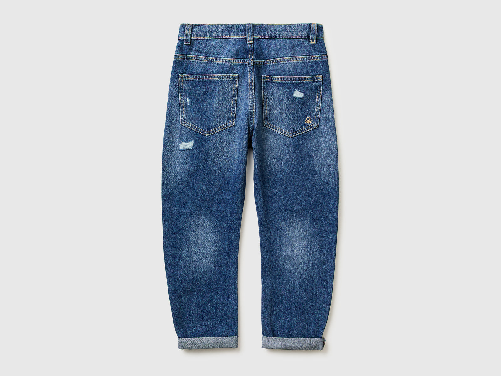 Jeans carrot fit com rasgos - ucb_image_BS