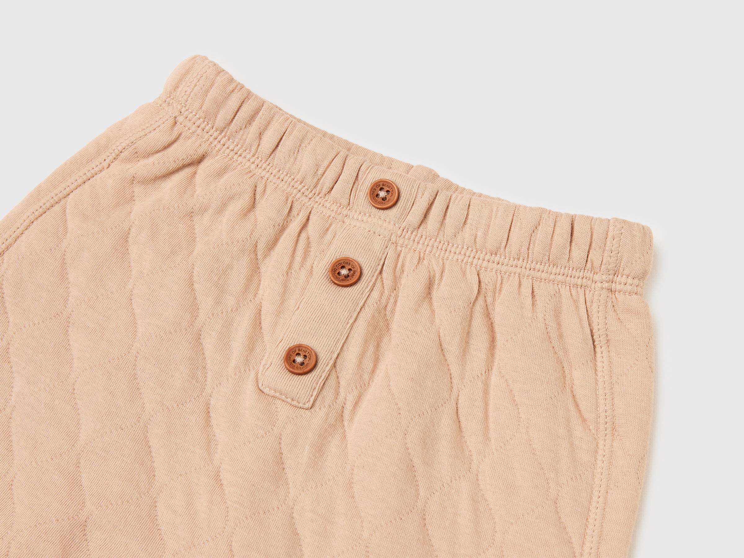 Conjunto em tecido acolchoado - ucb_image_DS1