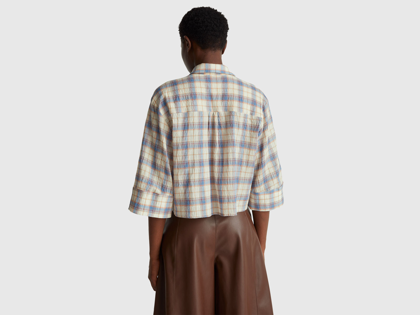 Camisa aos quadrados com folhos - ucb_image_B
