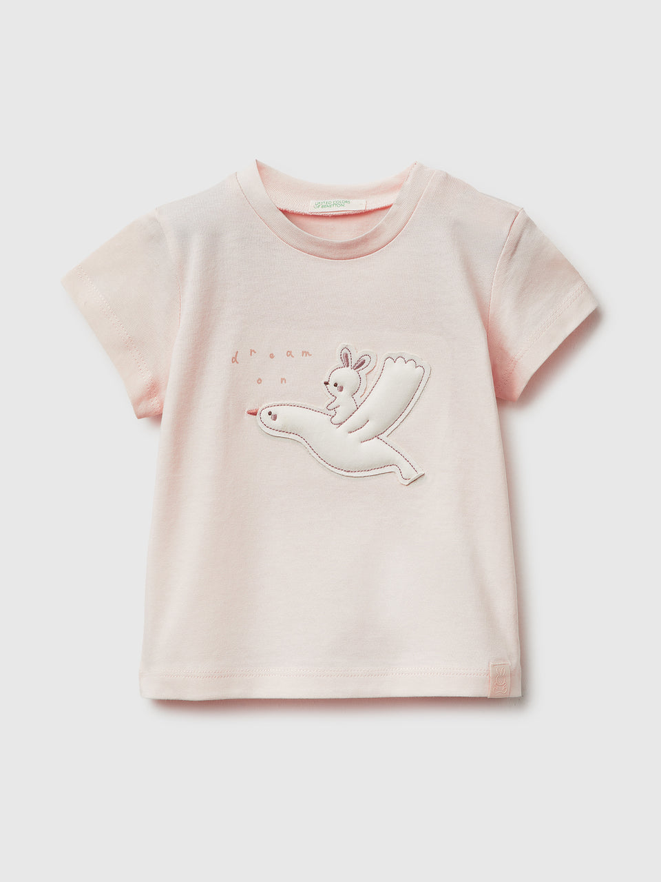 T-shirt with organic cotton application - ucb_image_FS