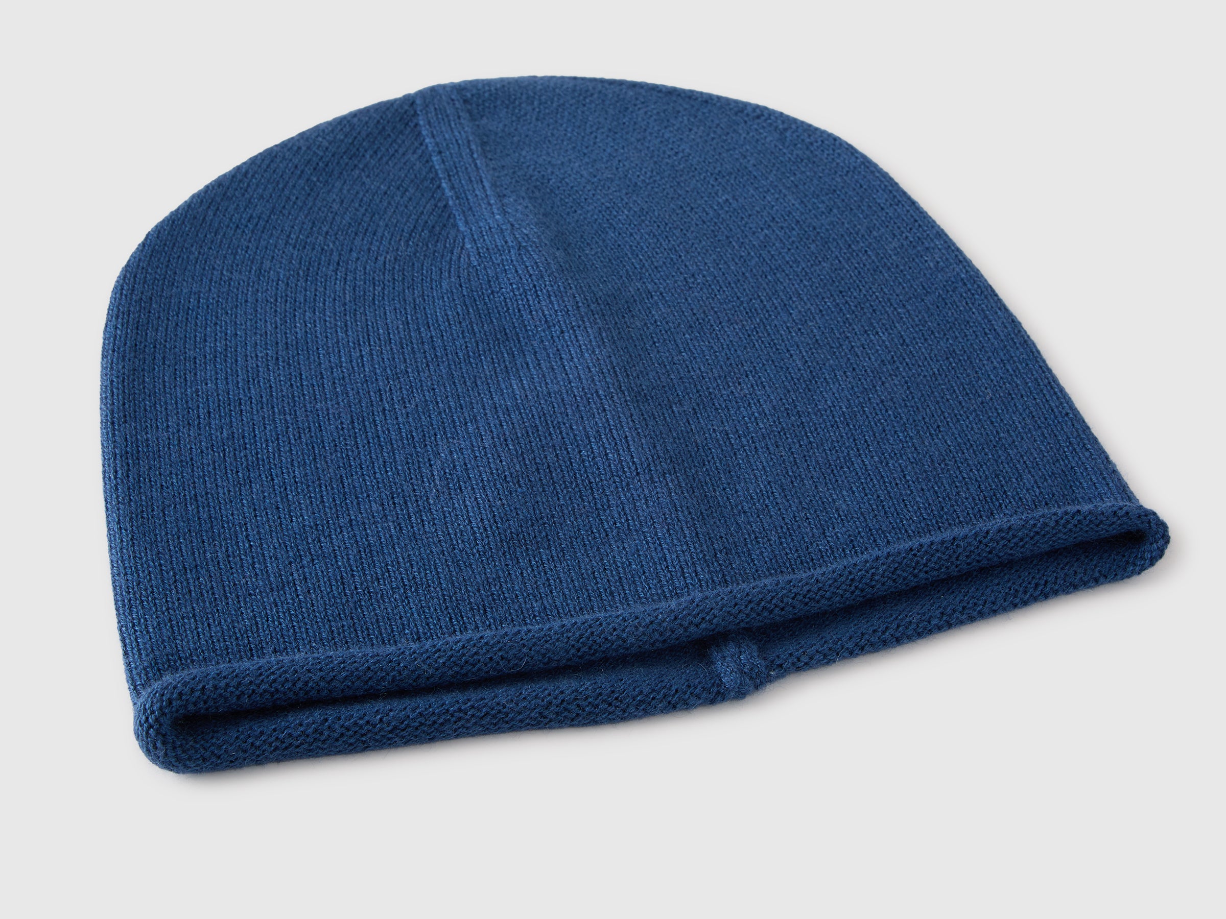 Gorro em mistura de lã e caxemira - ucb_image_DS1