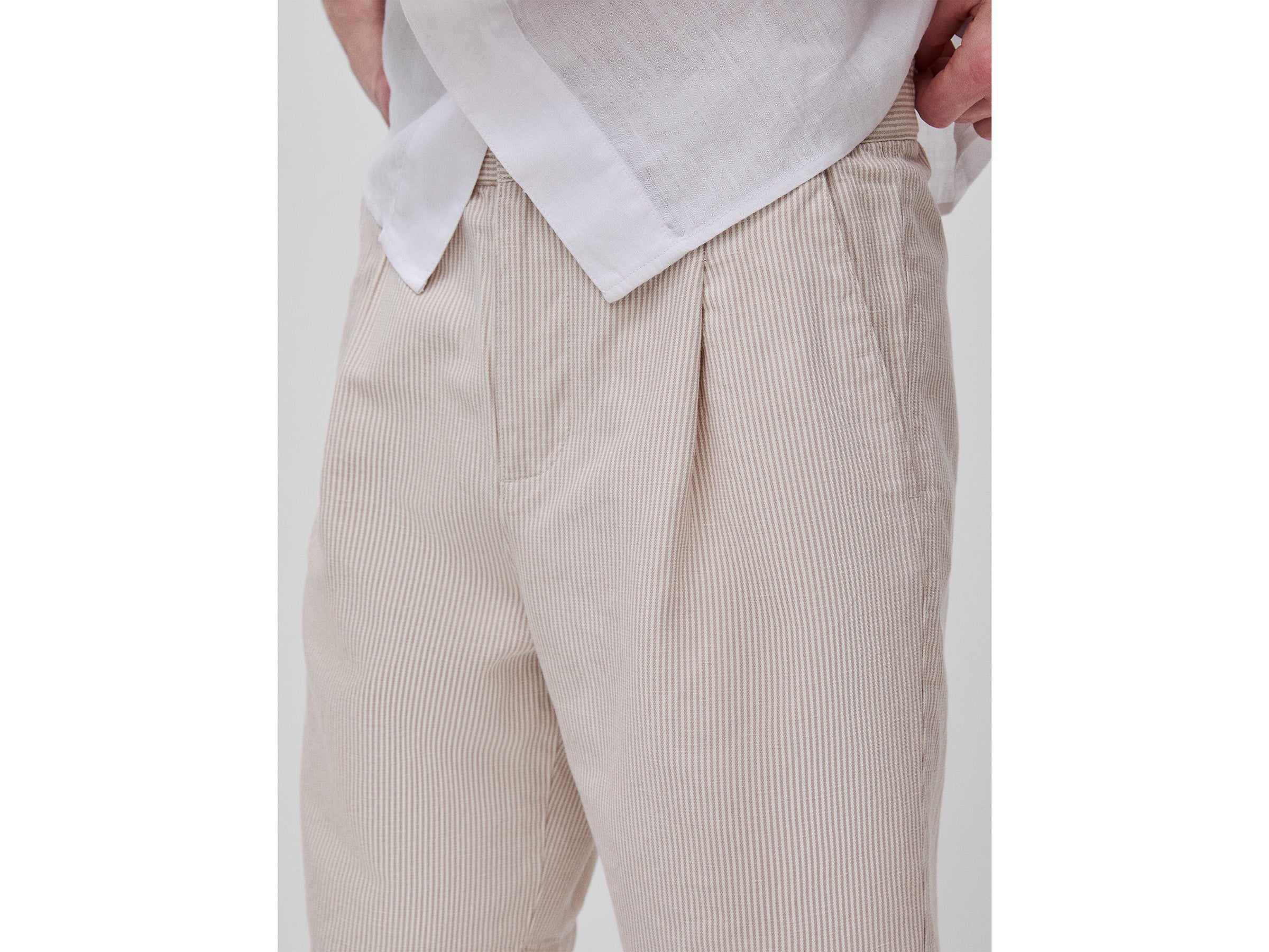 Bermudas regular fit em mistura de linho - ucb_image_FY