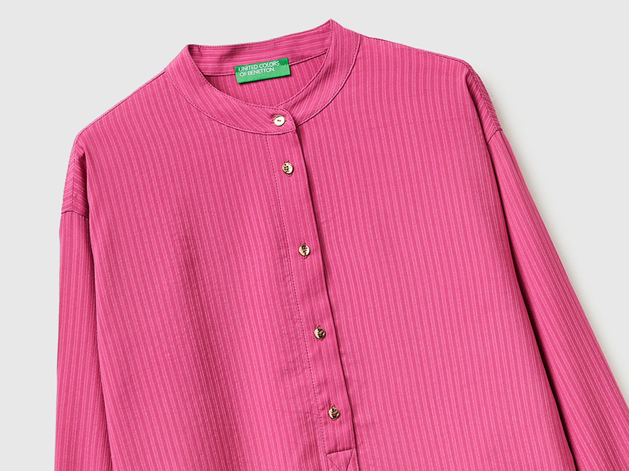 Blusa às riscas com gola coreana - ucb_image_DS1