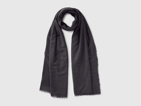Écharpe leve - ucb_image_FS